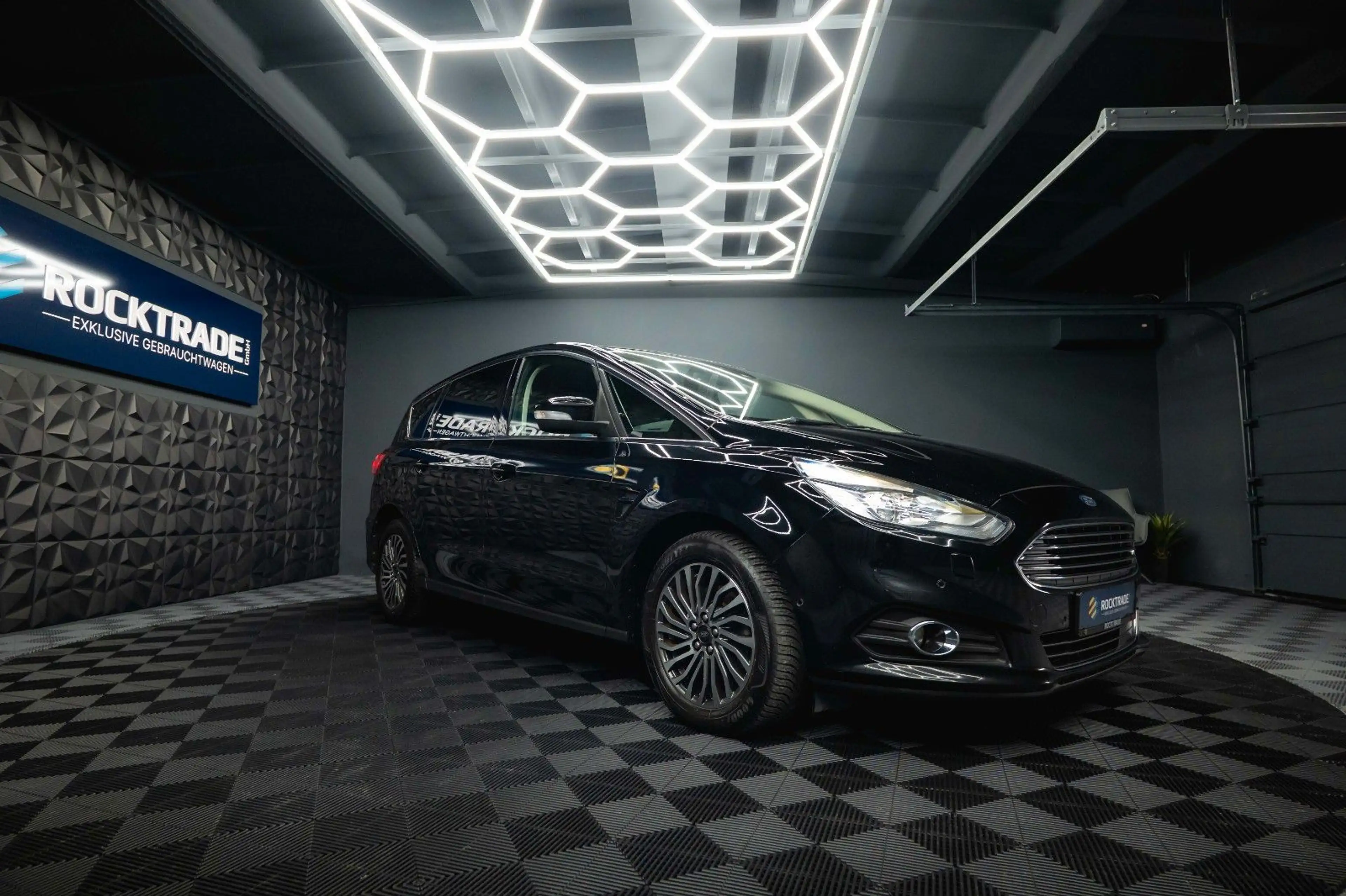 Ford S-Max Titanium 2.0 EcoBoost *ACC*Kamera*LED* — photo 6