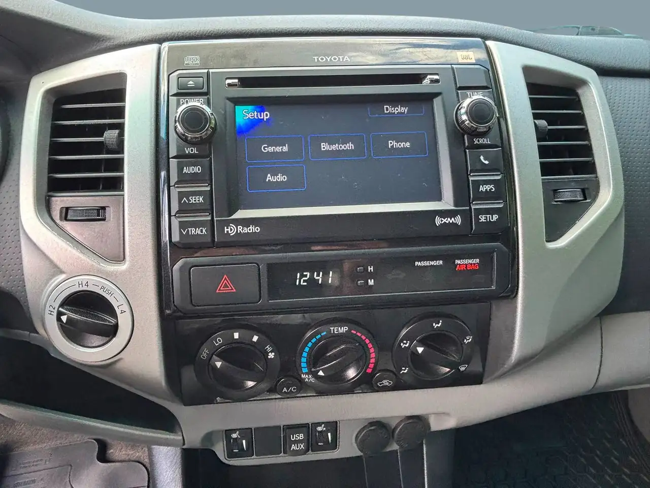 Toyota Tacoma снимка Toyota Tacoma