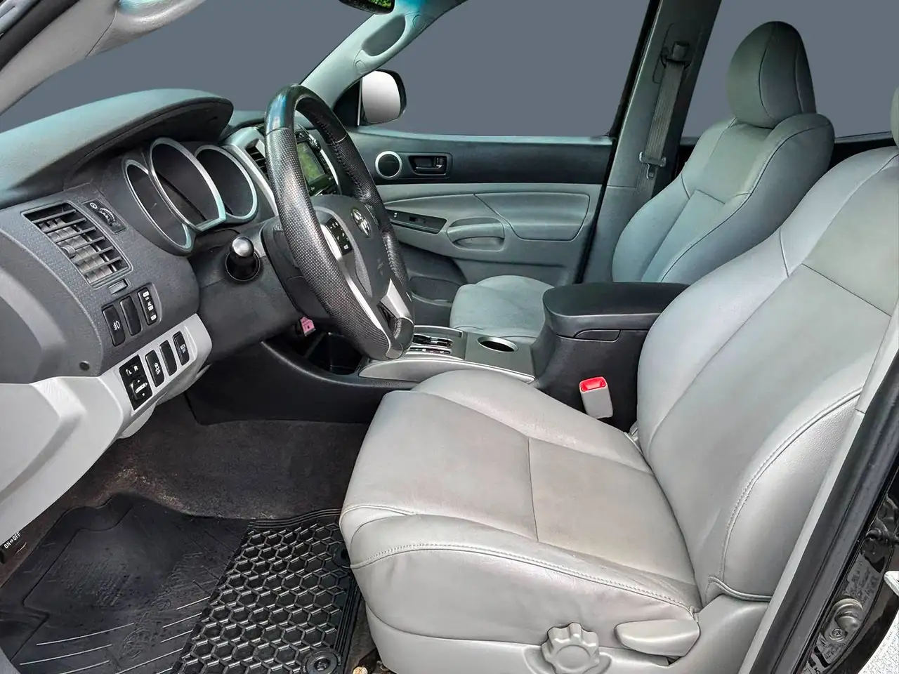 Toyota Tacoma снимка Toyota Tacoma