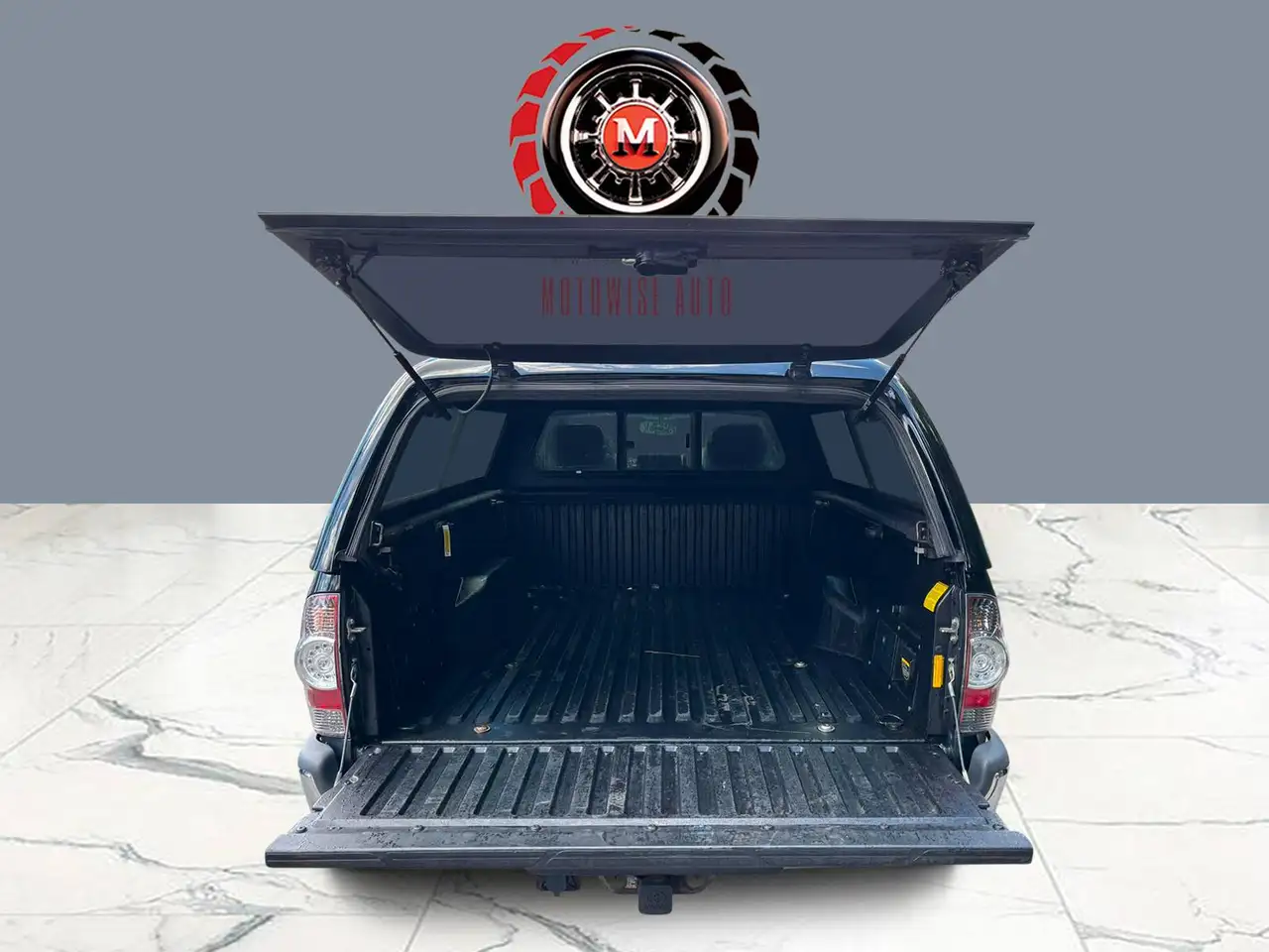 Toyota Tacoma снимка Toyota Tacoma