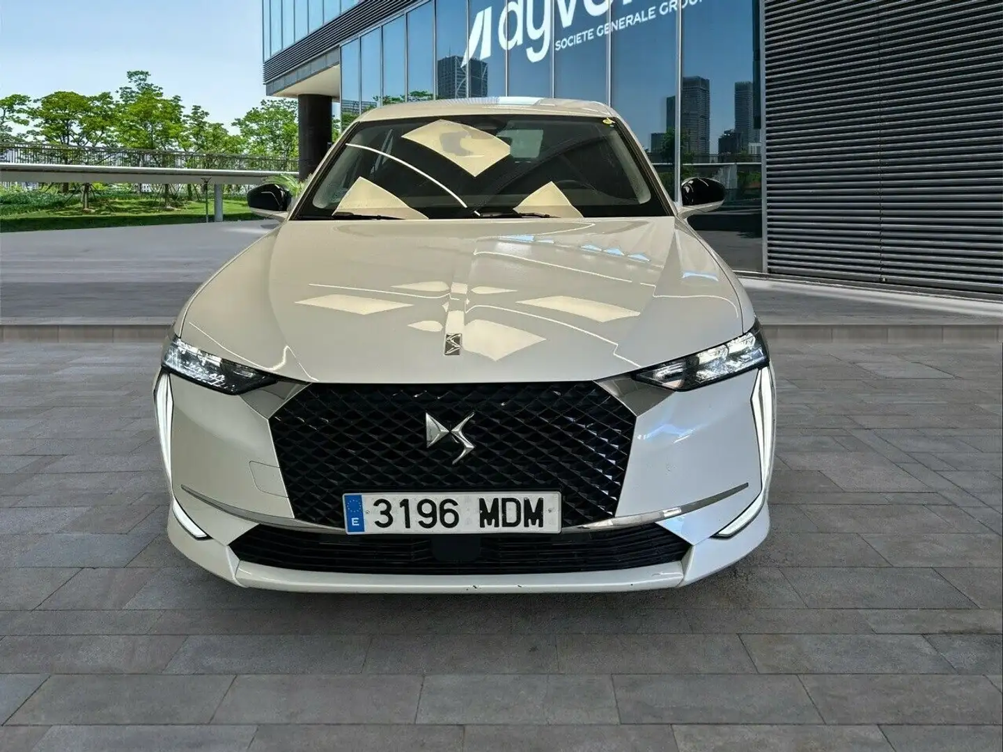 DS Automobiles DS 4 BlueHDi Bastille Aut. 130 Weiß - 2