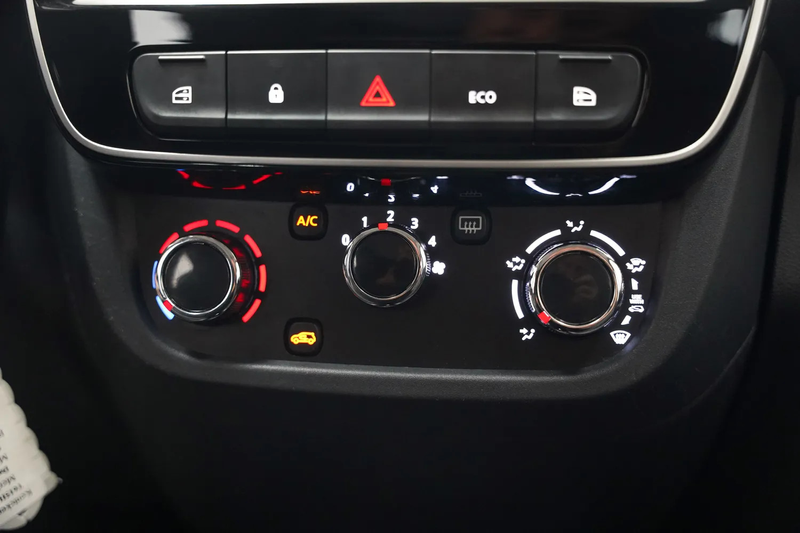 Dacia Spring Expression 27 Kwh Aut.[Leder Navi Apple / Android — photo 8