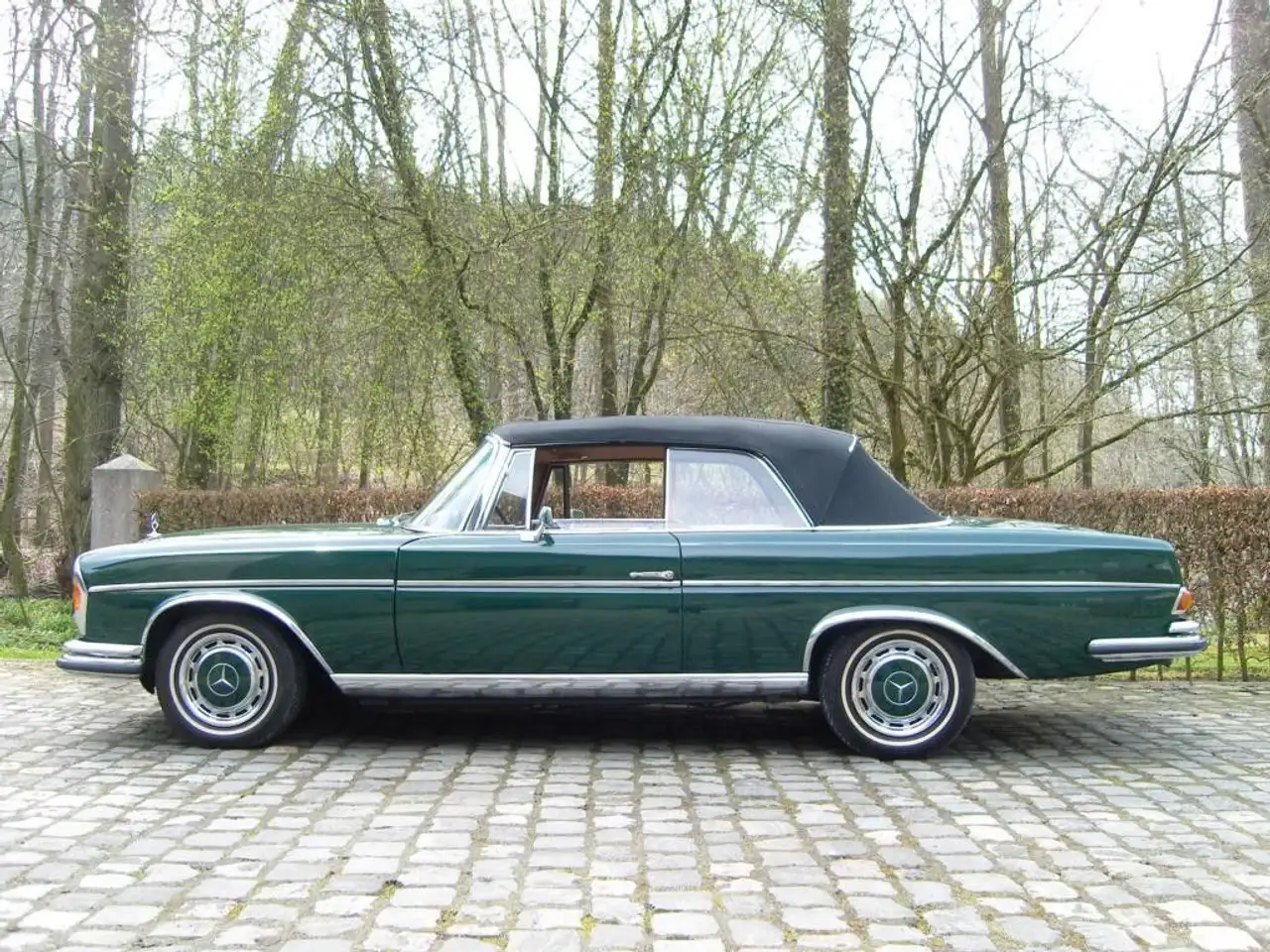 Mercedes-Benz 250 SE Cabriolet, foto 2