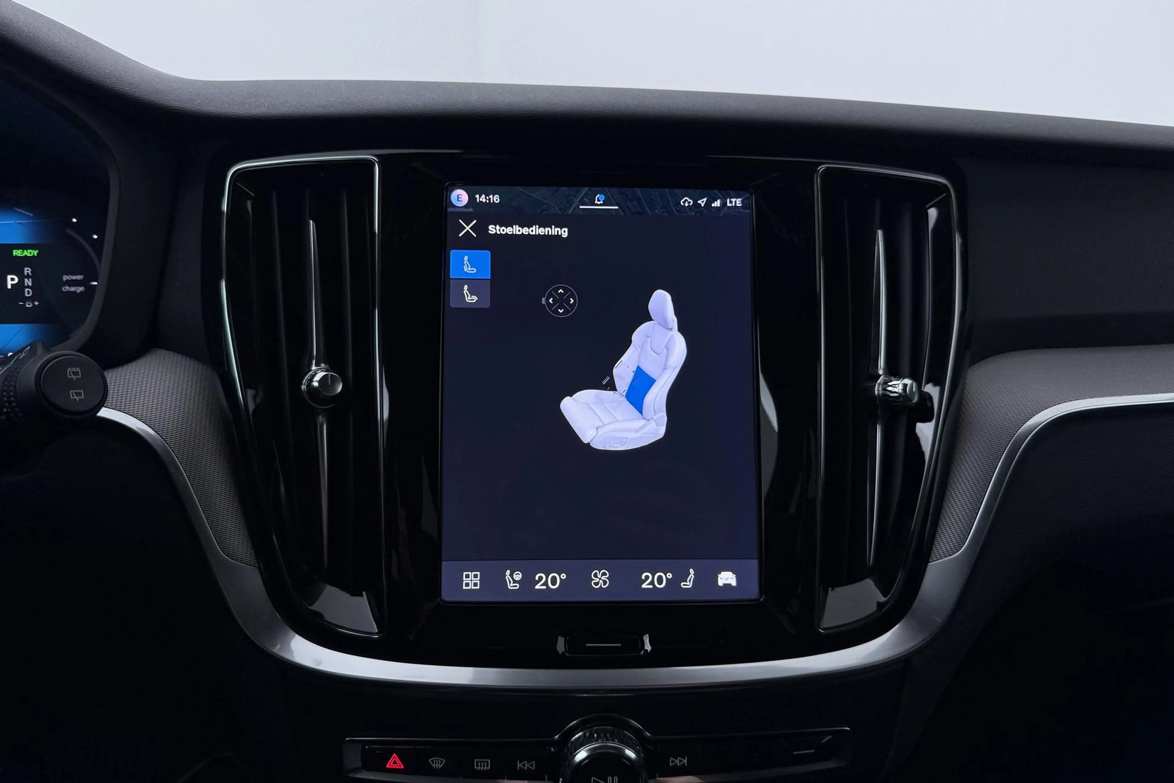 Volvo V60 T6 Plus Bright | Harman/Kardon | Trekhaak | 360° C — photo 32