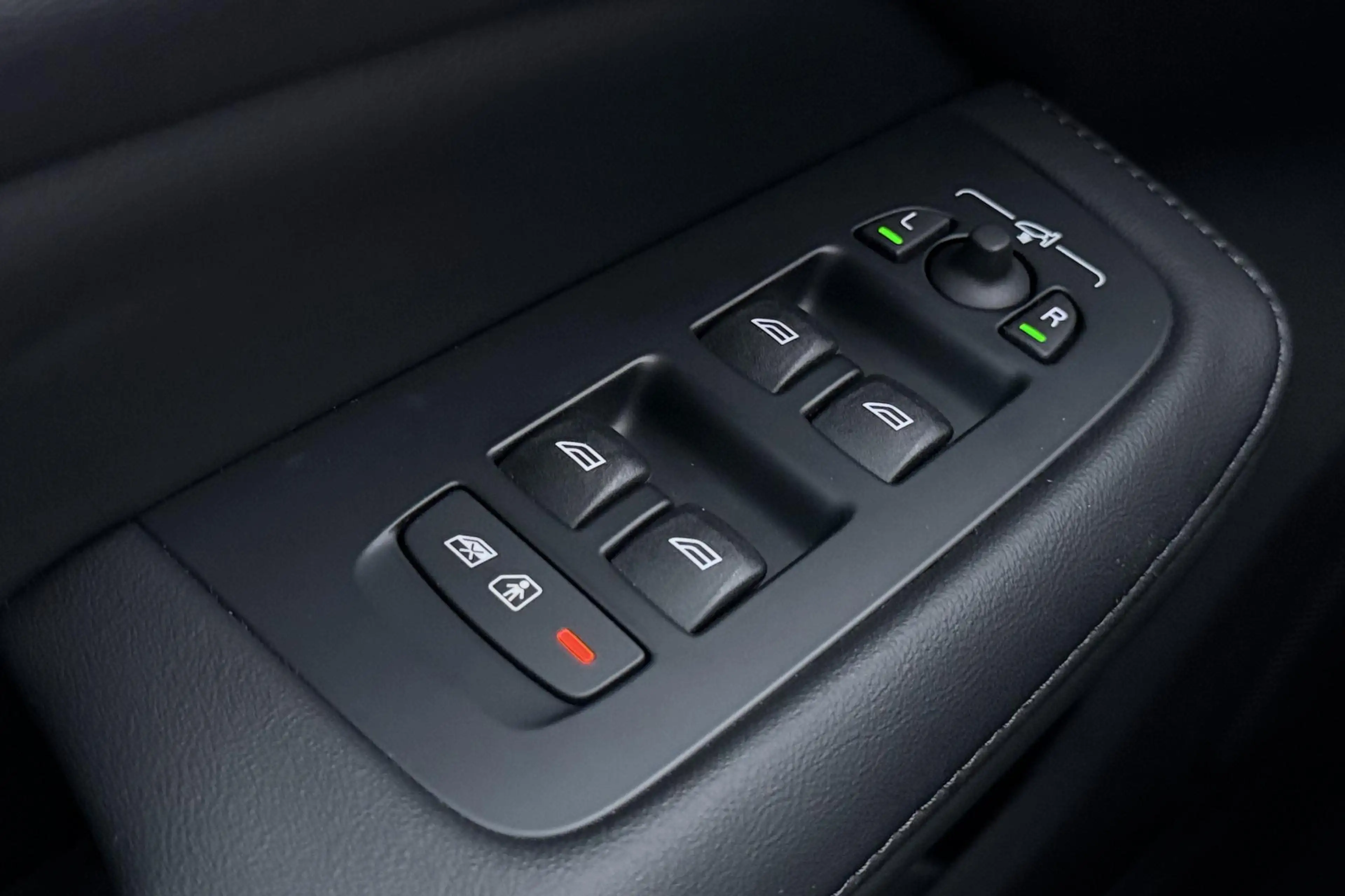 Volvo V60 T6 Plus Bright | Harman/Kardon | Trekhaak | 360° C — photo 43
