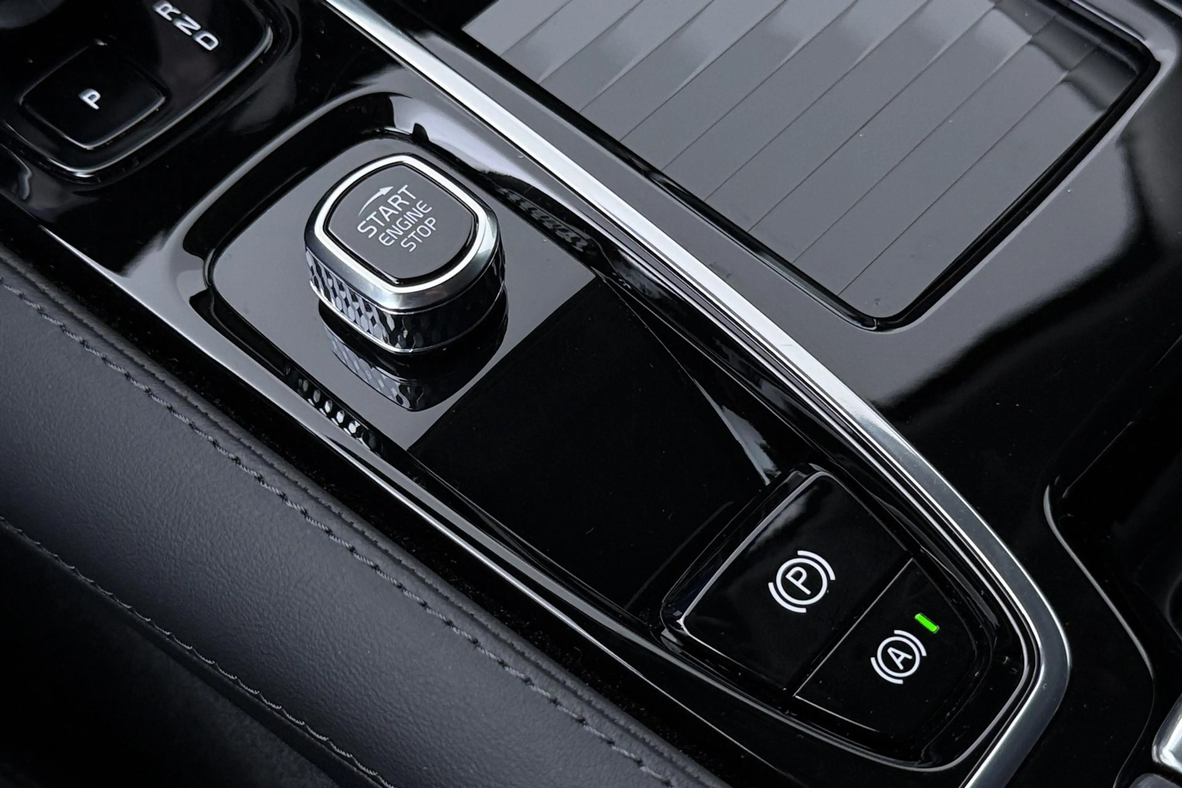 Volvo V60 T6 Plus Bright | Harman/Kardon | Trekhaak | 360° C — photo 37