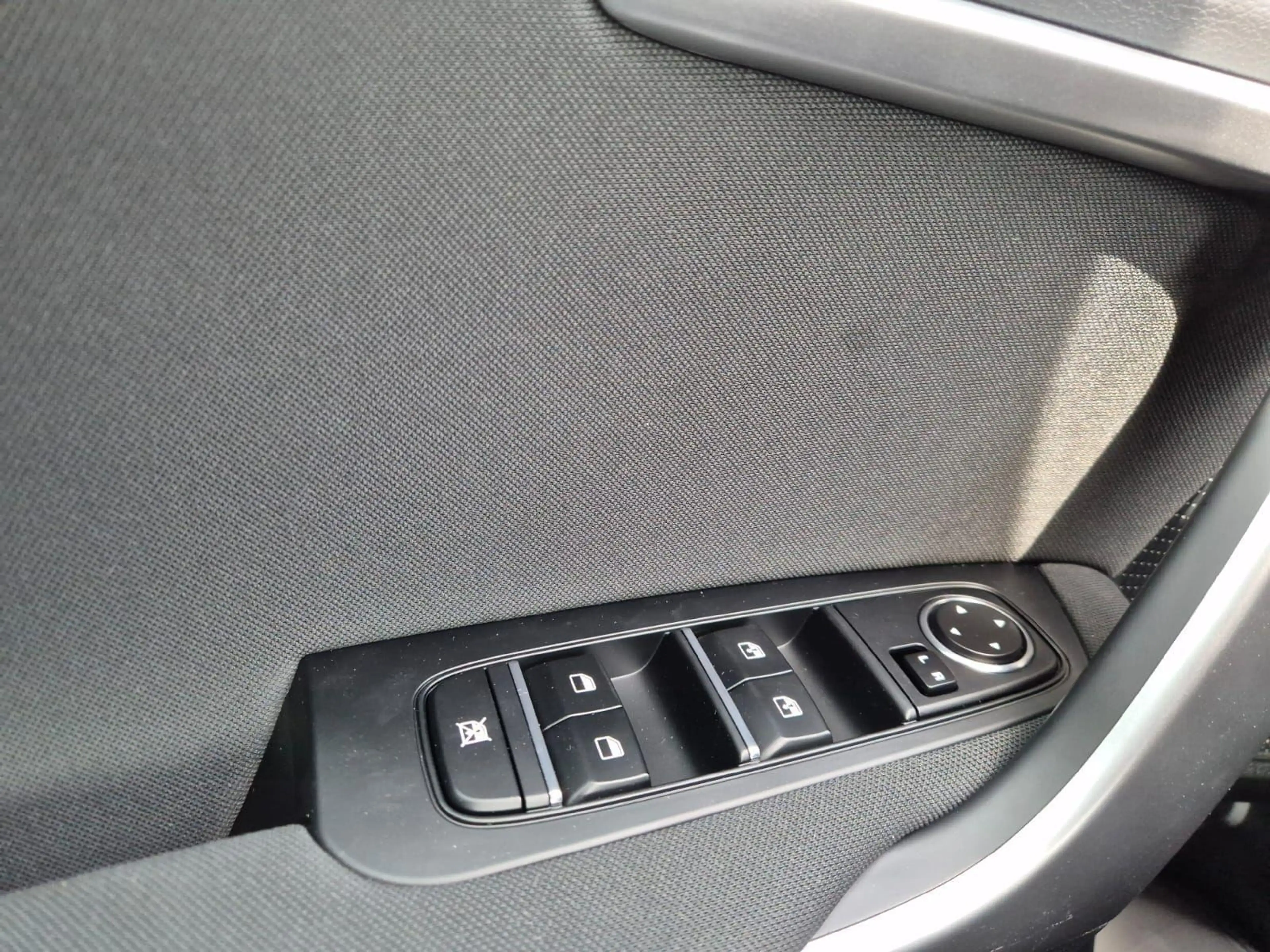 Kia XCeed 1.6 T-GDi 150PS Automatik Klimaautomatik Sitzhe... — photo 13