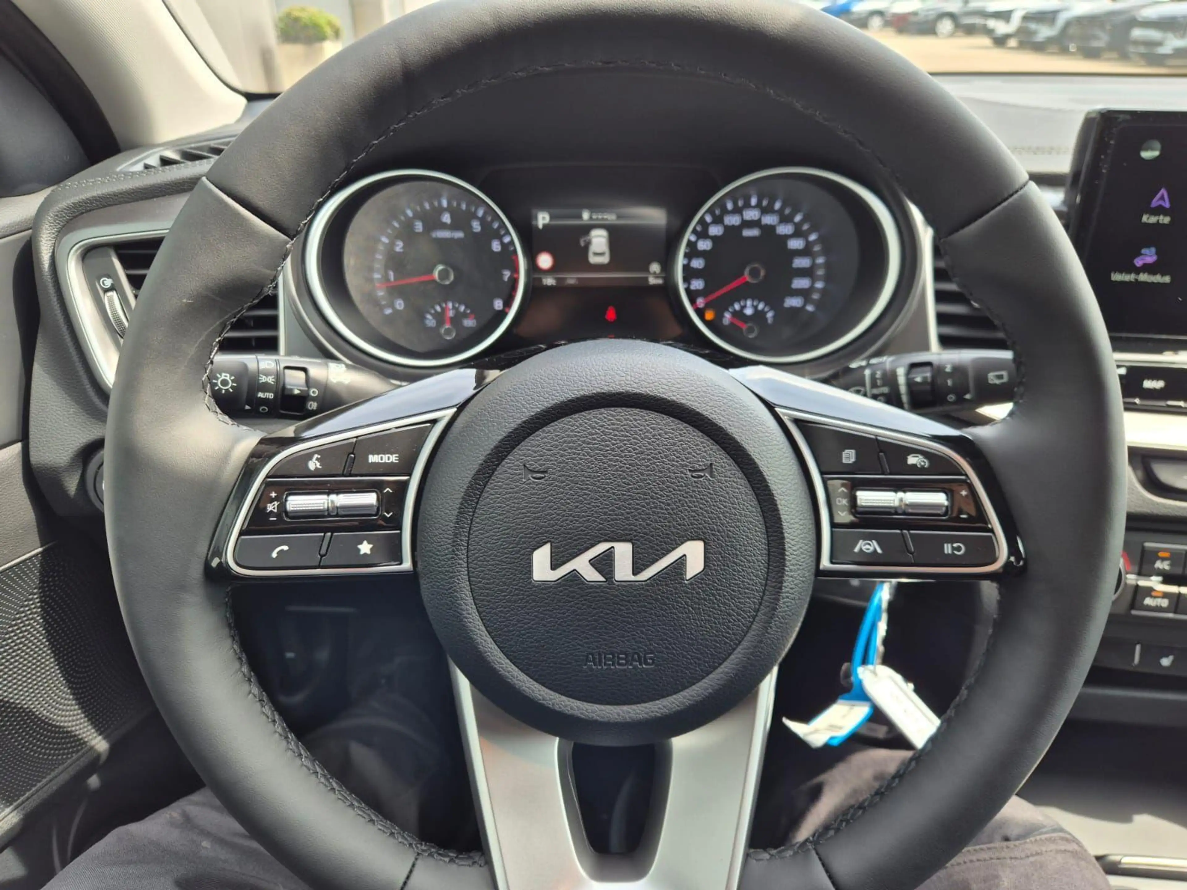 Kia XCeed 1.6 T-GDi 150PS Automatik Klimaautomatik Sitzhe... — photo 15
