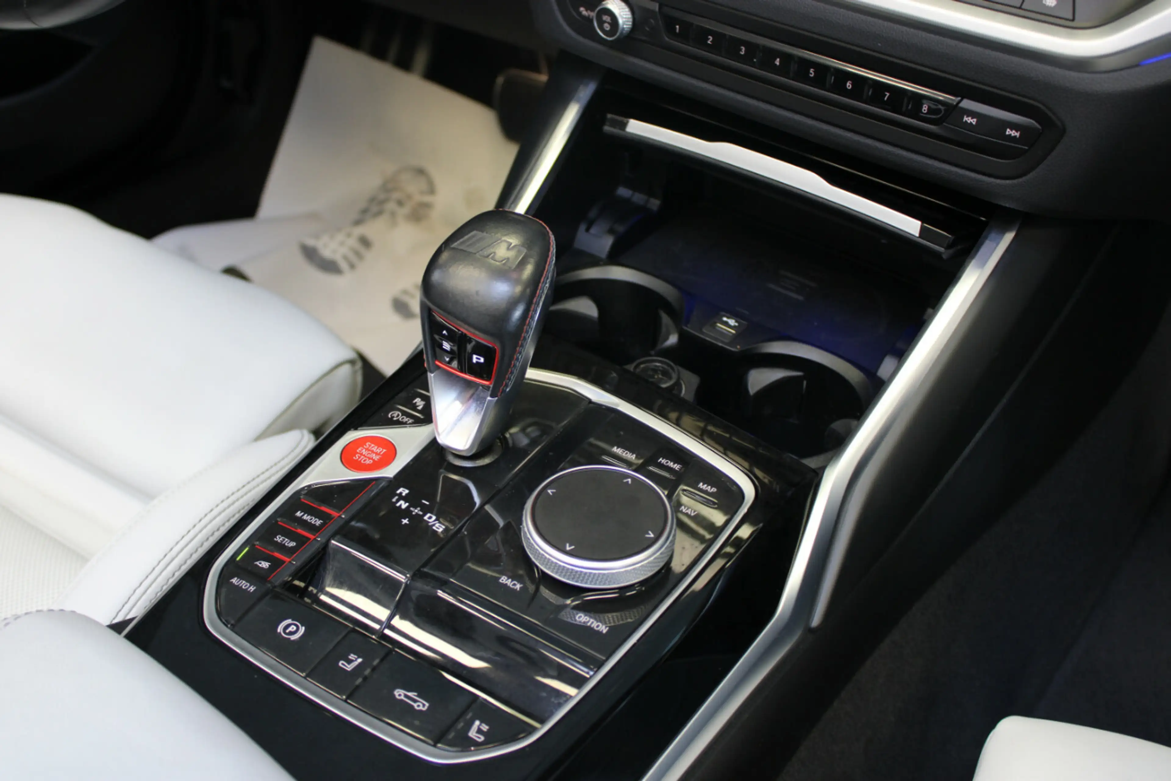 BMW M4 xDrive Competition Carbon-Keramik / Driver's Packa — photo 14