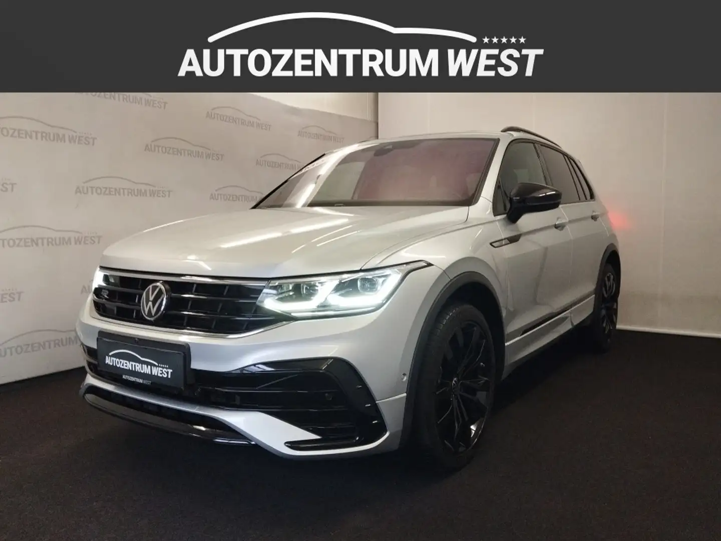 Volkswagen Tiguan 2,0 TDI 4Mot. *R-Line Black Style*...Navi/Pano/AHK Silber - 1