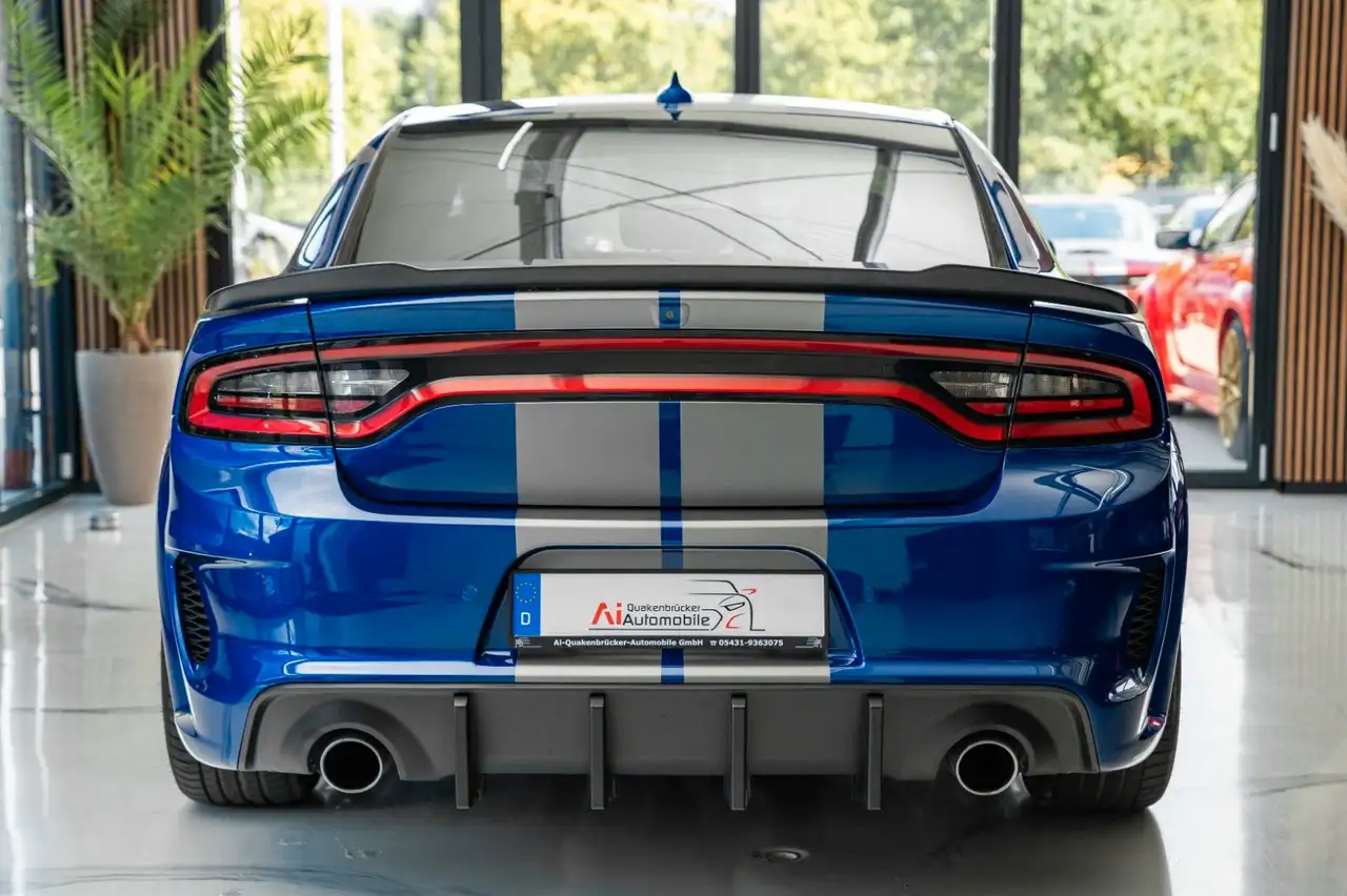 Dodge Charger 2021 — фото 7