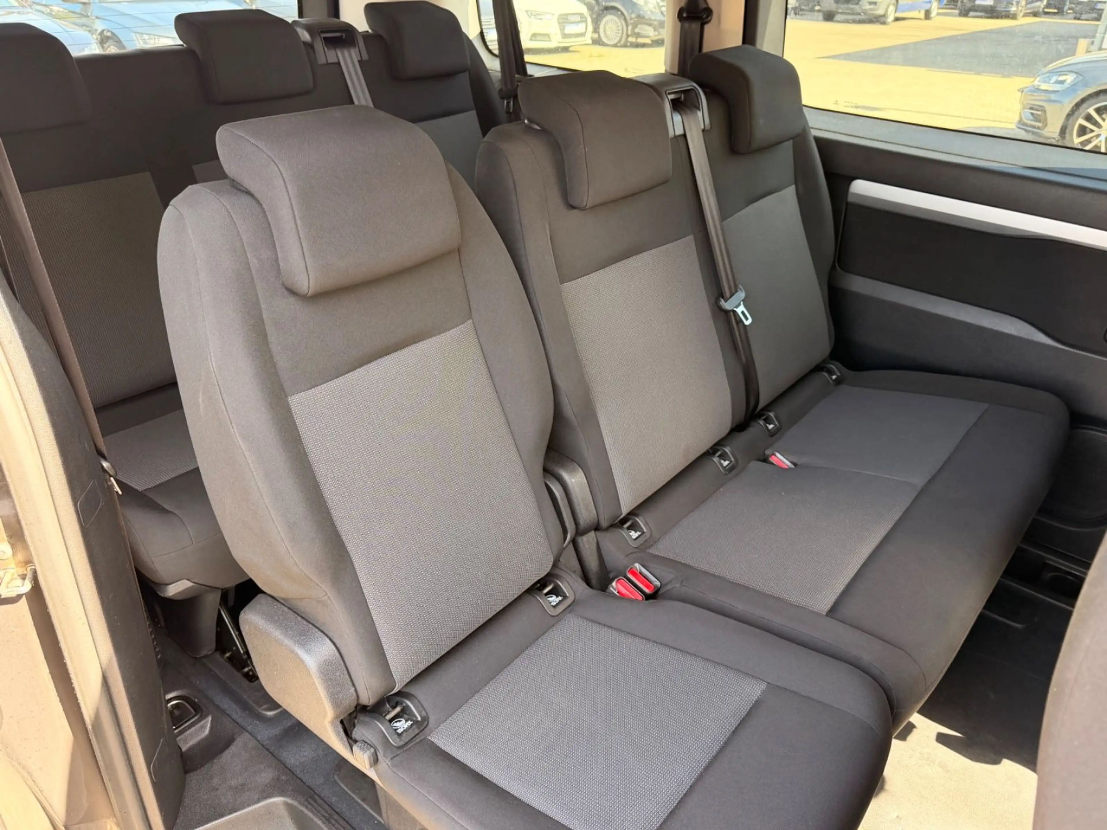 Opel Zafira Life Selection Navi AHK Xenon Kamera 8 Si — photo 15