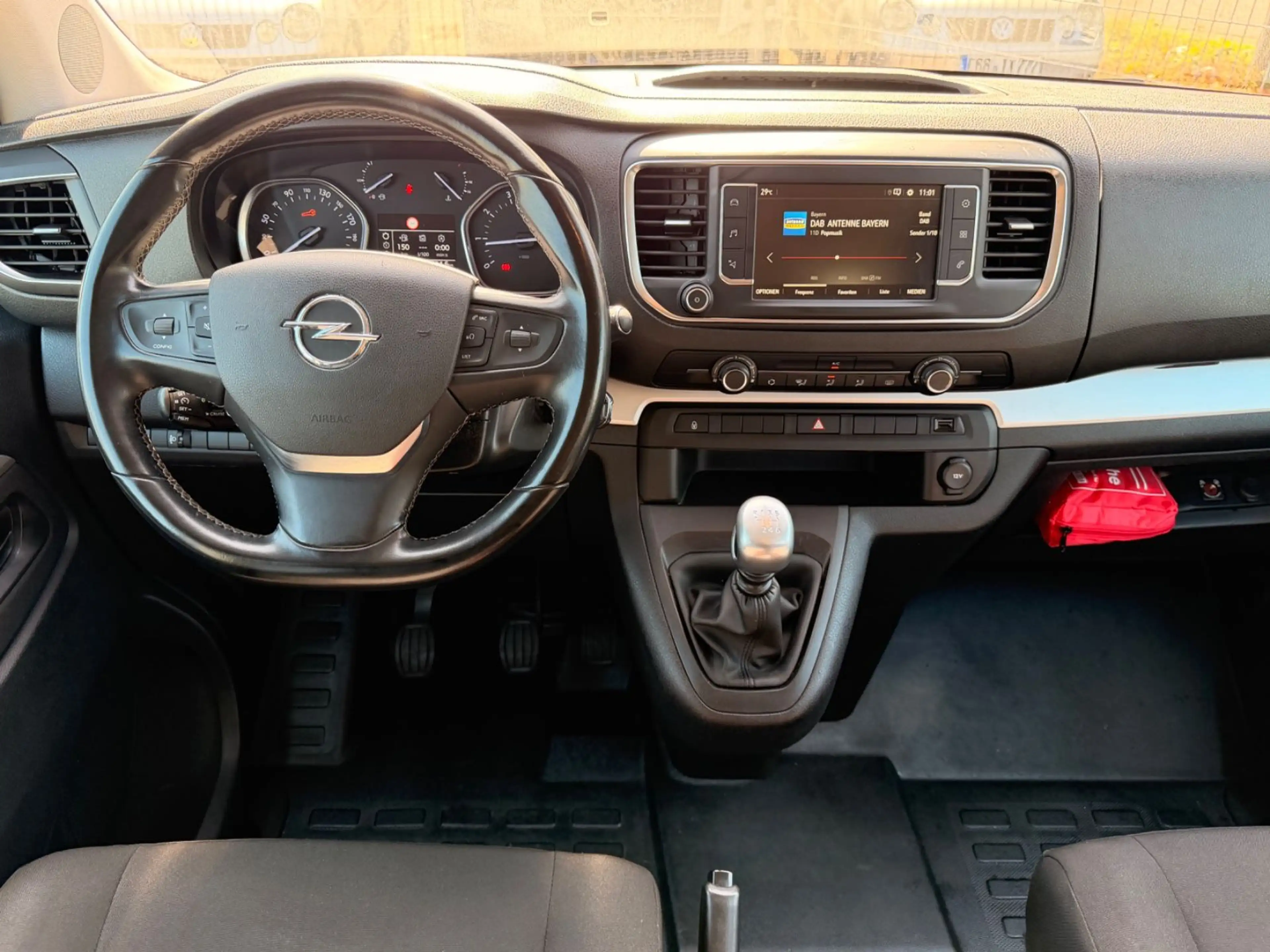 Opel Zafira Life Selection Navi AHK Xenon Kamera 8 Si — photo 13