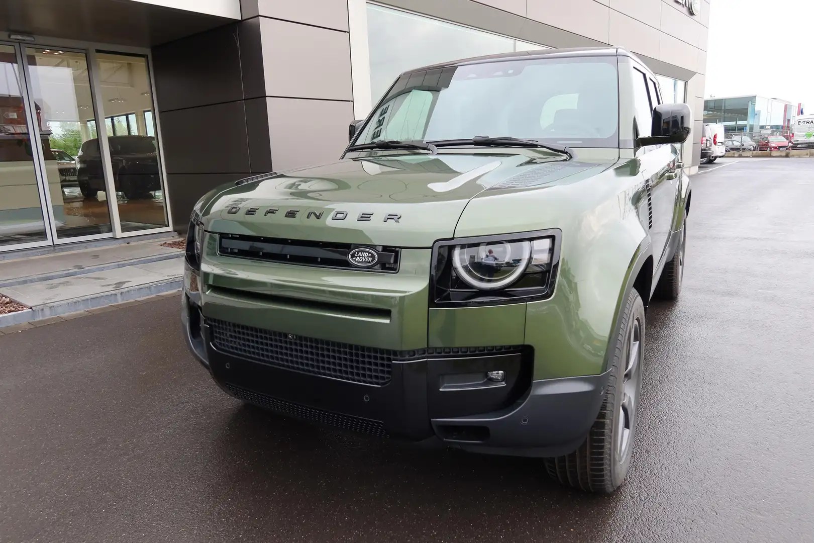 land rover defender