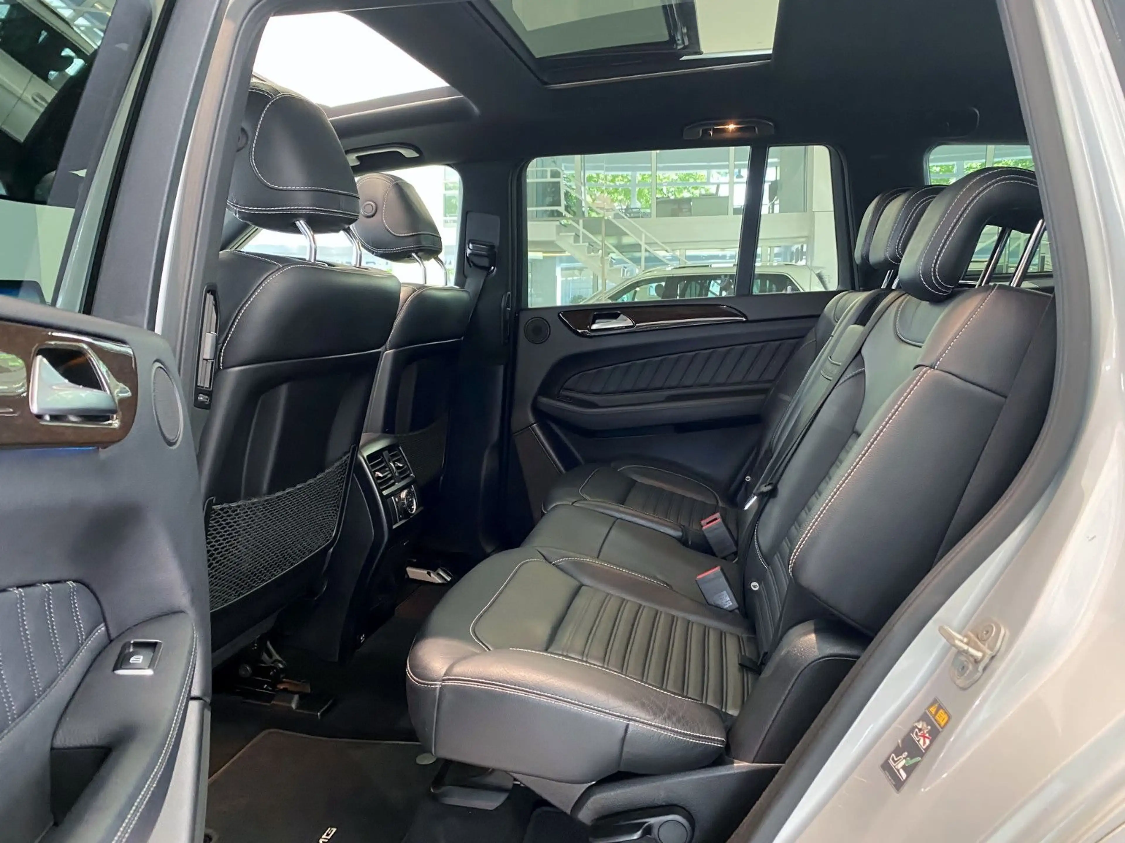 Mercedes-Benz GLS 350 d 4M AMG Pano/Spur/AHK/StdH/7Sitz/Sheft — photo 9