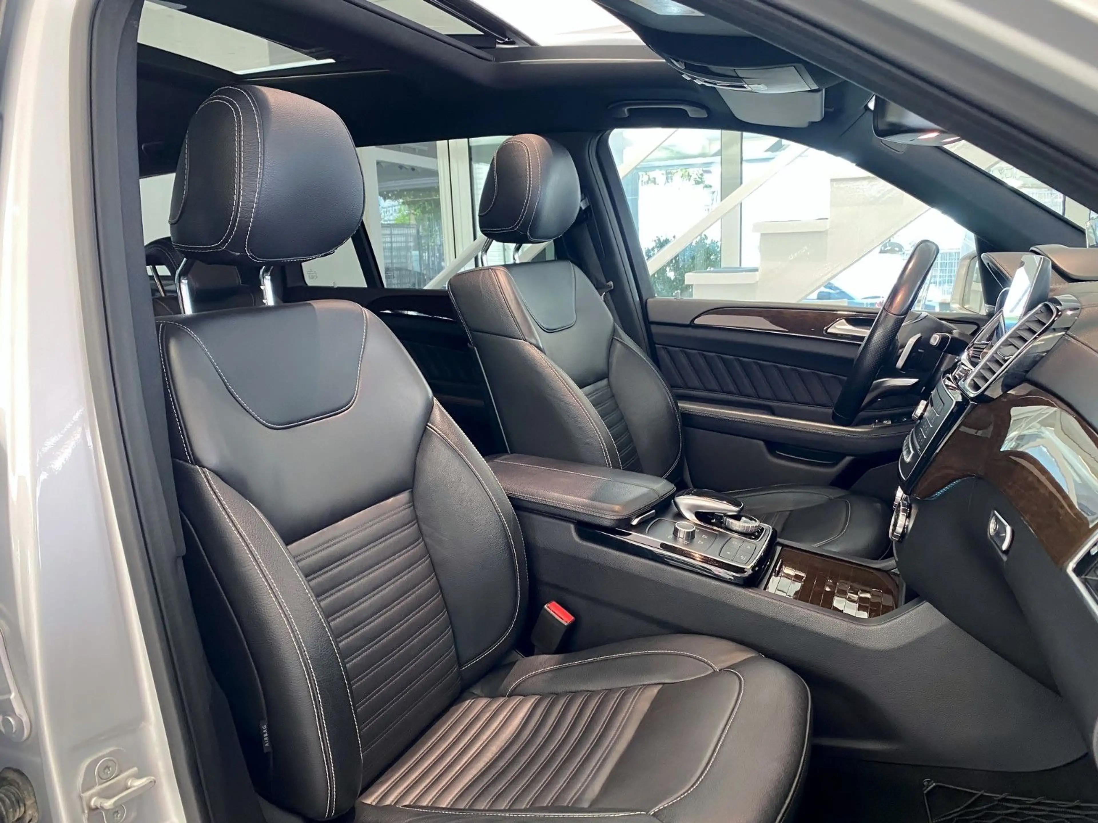 Mercedes-Benz GLS 350 d 4M AMG Pano/Spur/AHK/StdH/7Sitz/Sheft — photo 11