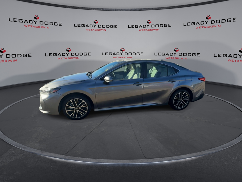 2025 Toyota Camry Sedan