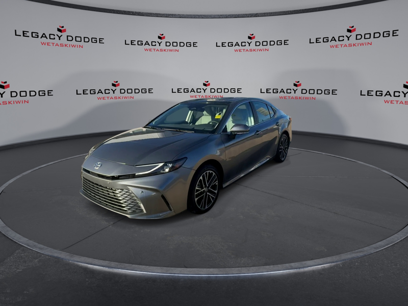 2025 Toyota Camry Sedan