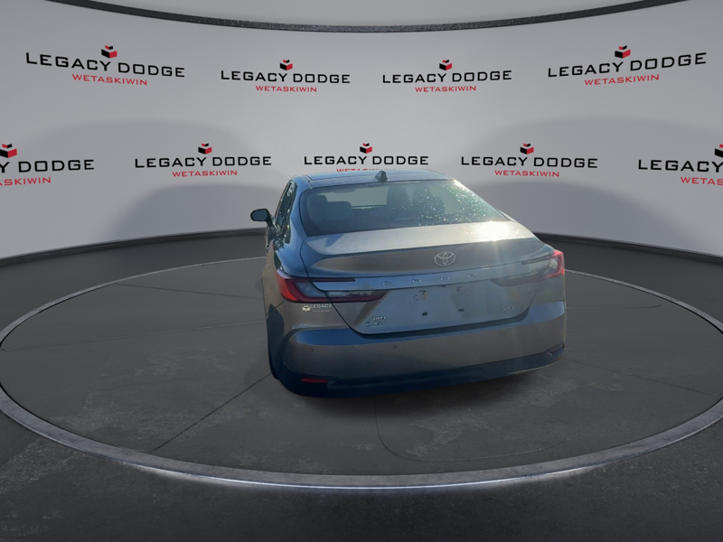2025 Toyota Camry Sedan