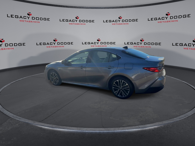 2025 Toyota Camry Sedan