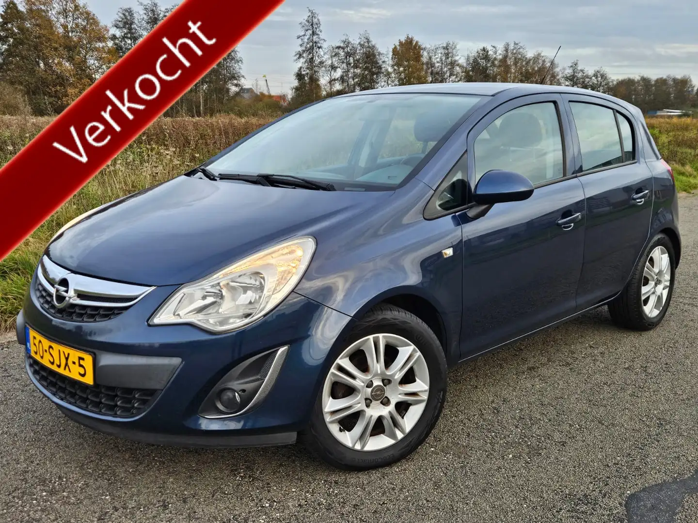 Opel Corsa 1.4-16V Edition Azul - 1