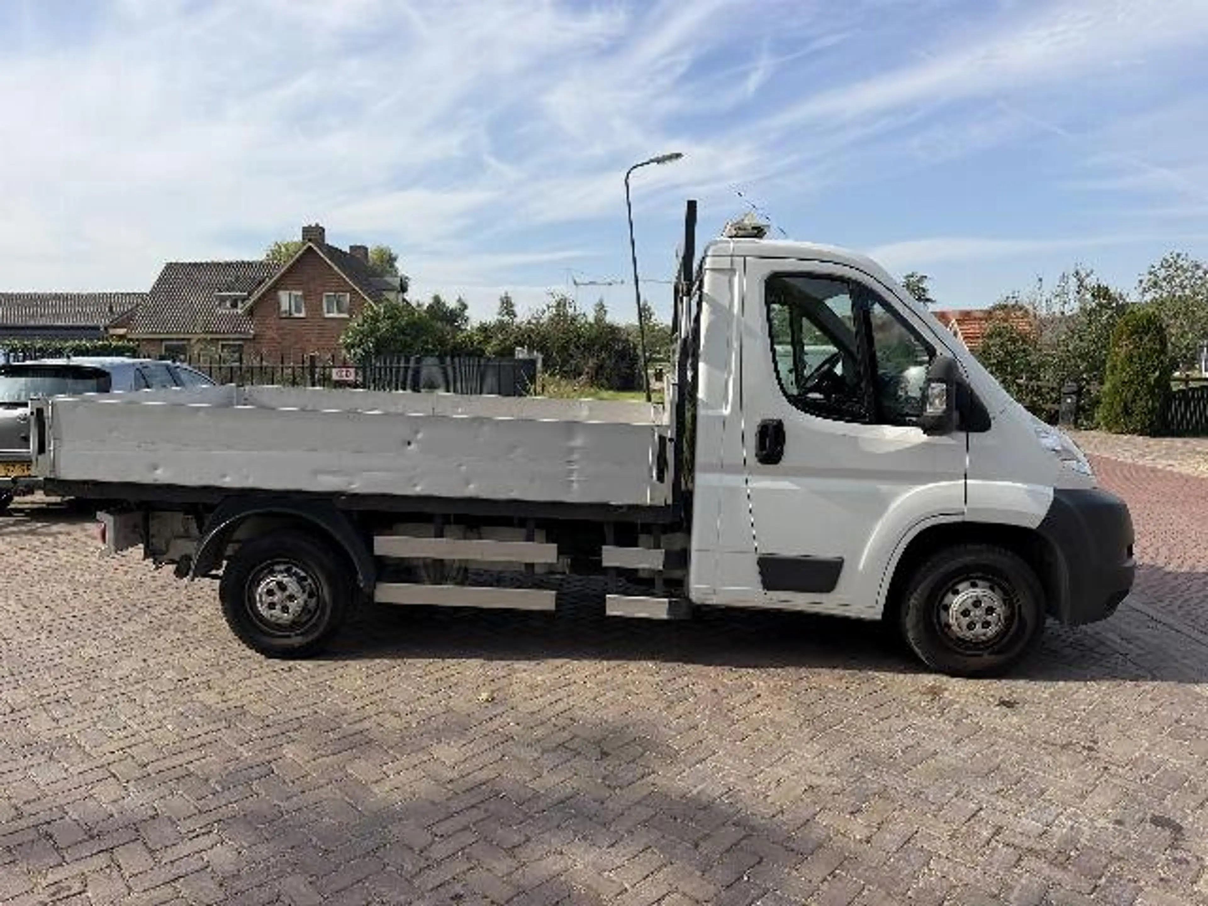 Peugeot Boxer 335 2.2 HDI L2 — photo 6