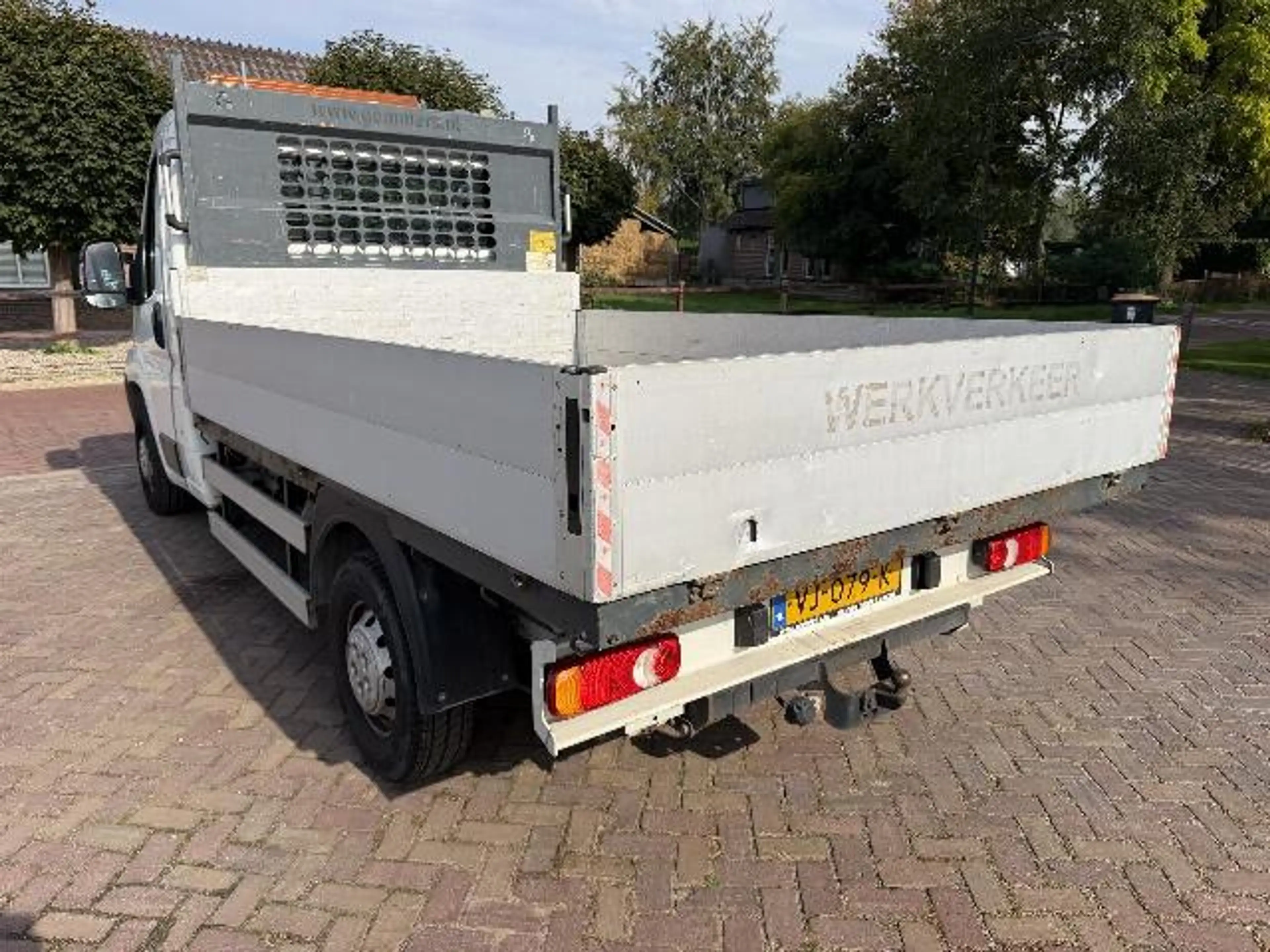 Peugeot Boxer 335 2.2 HDI L2 — photo 10