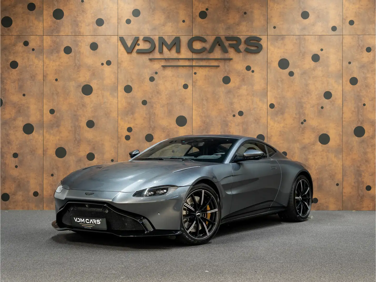 Aston Martin Vantage 4.0 V8 | Carplay | Keyless | Comfort Pack | Sports Grau - 1