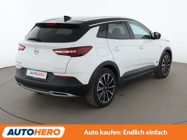 Opel Grandland view 6