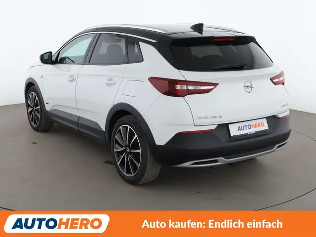 Opel Grandland view 4