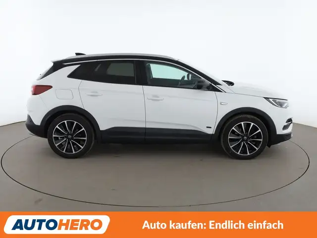 Opel Grandland view 7