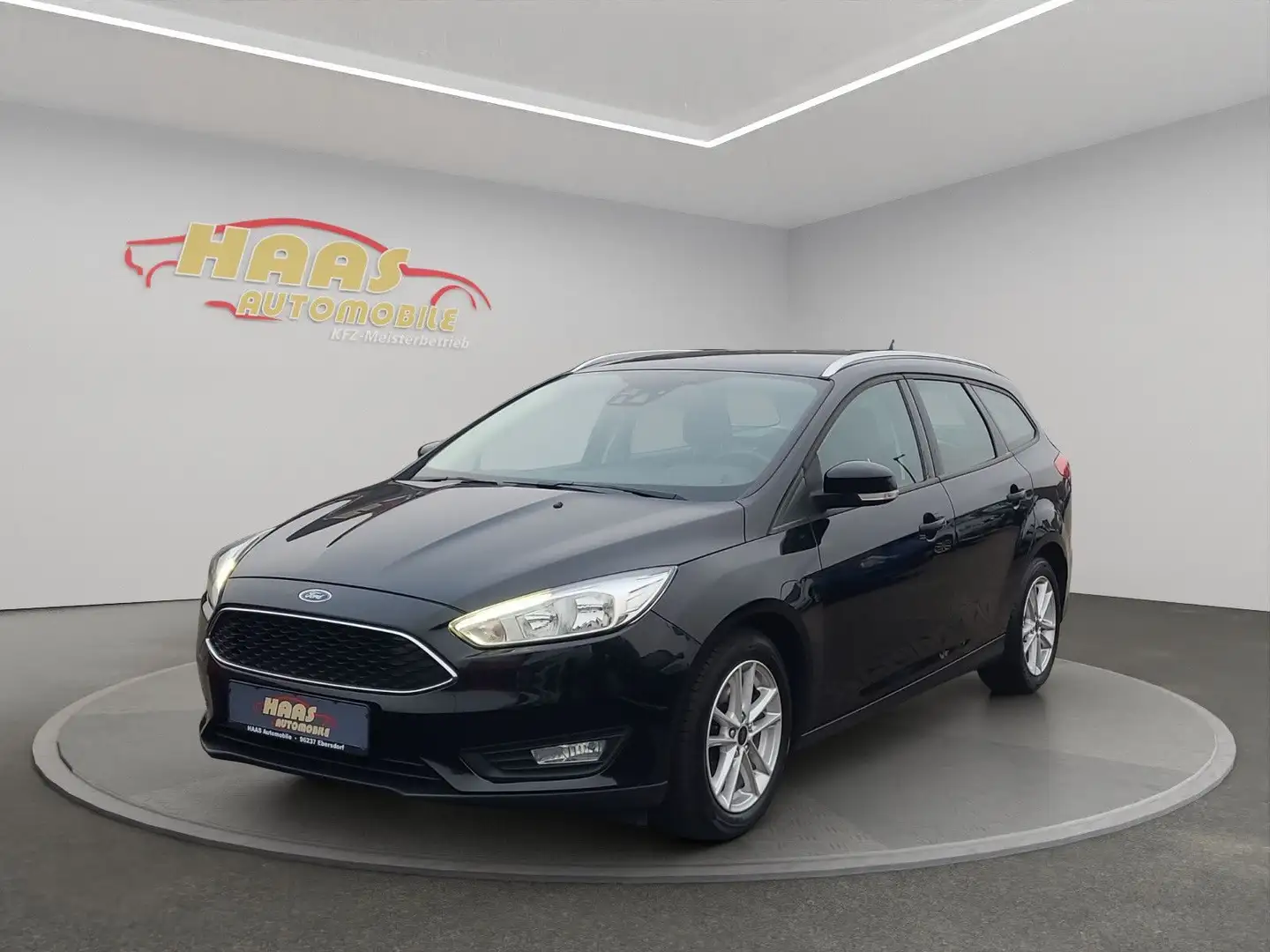 Ford Focus Turnier Cool&Connect *Tempomat*Bluetooth* Zwart - 1