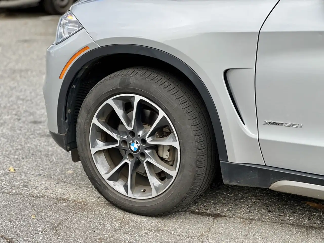 BMW X5 снимка BMW X5