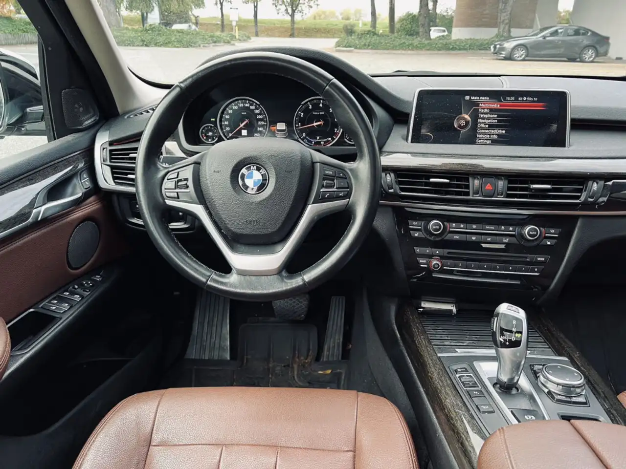 BMW X5 снимка BMW X5