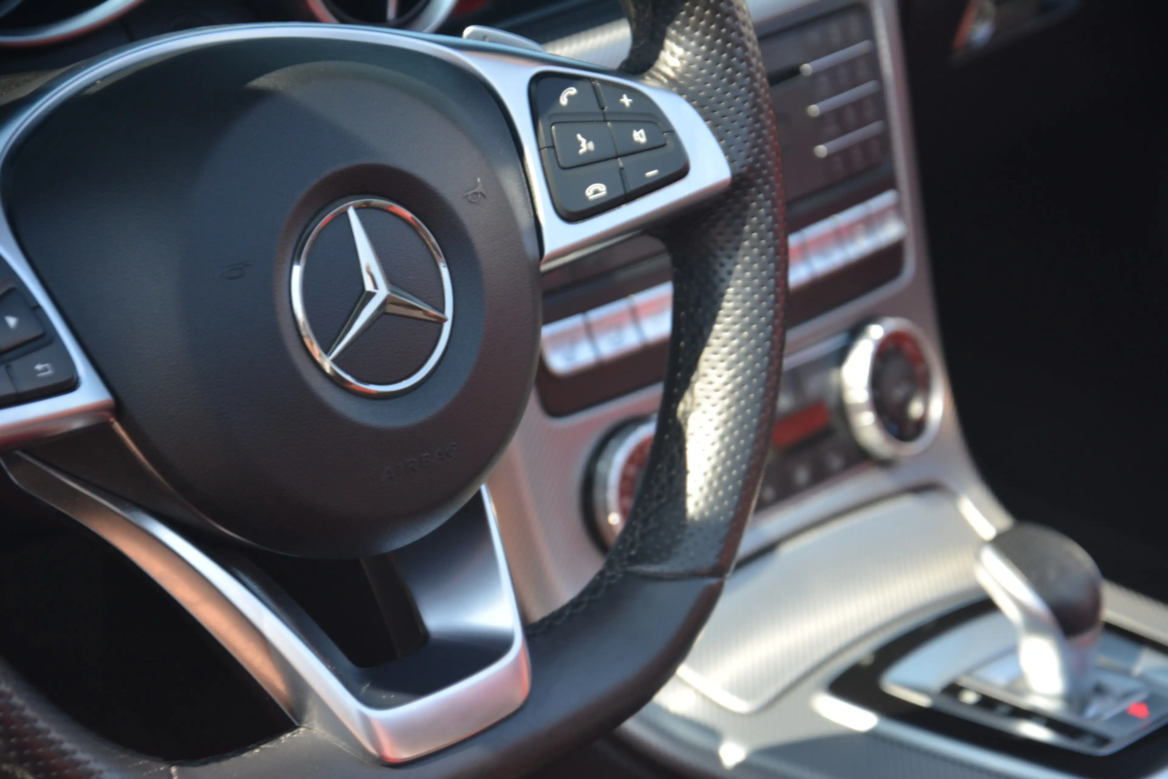 Mercedes-Benz SLC 43 AMG | Navigatie | Panorama VARIOdak | Cruise-control | — photo 14