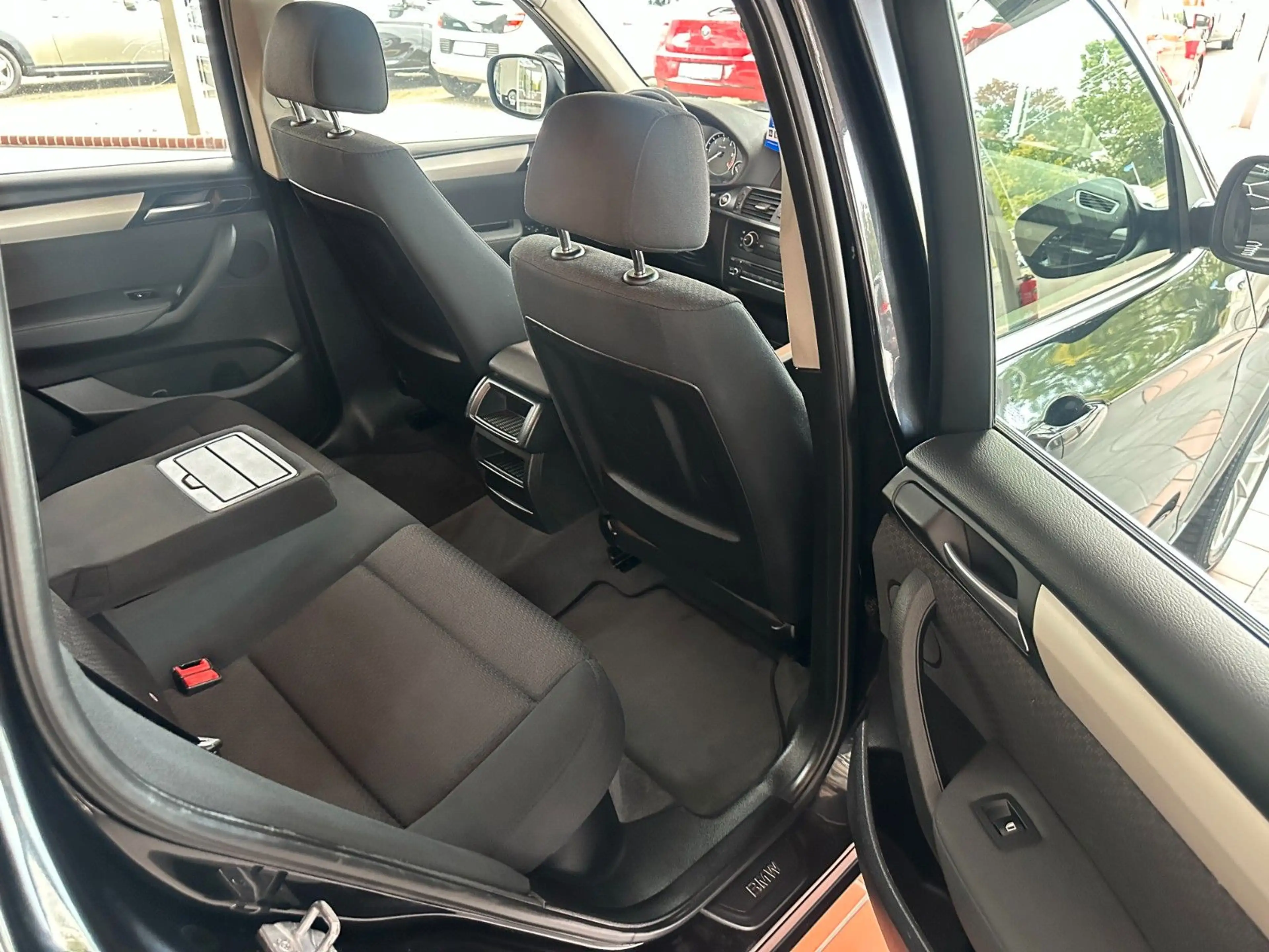 BMW X3 xDrive 20 d * HEAD UP / NAVI / GARANTIE * — photo 13