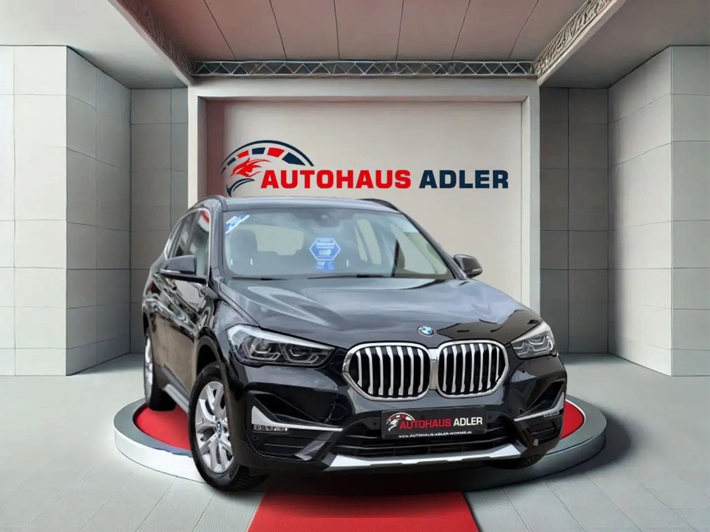 BMW X1 sDrive18i xLine*19%*NAVI*PDC*SH*LED*SPURH*AHK Noir - 1