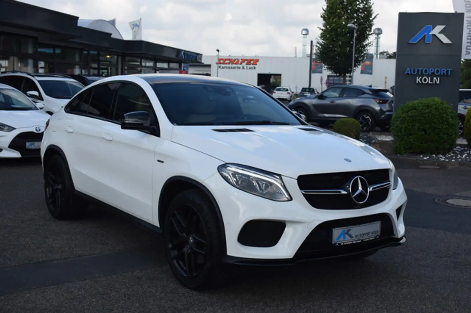 Mercedes-Benz GLE 43 AMG 4Matic*AMG-LINE*PANO*NIGHT* Alb - 2