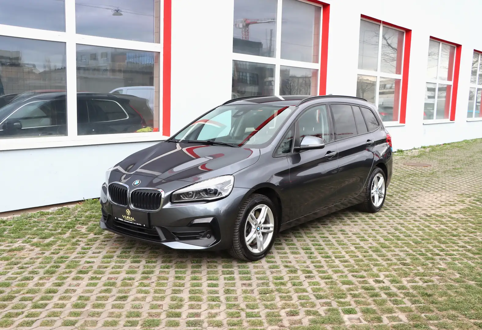 BMW 218 Gran Tourer Advantage Aut.| 7 SITZE | HEAD-UP| LED Grau - 2