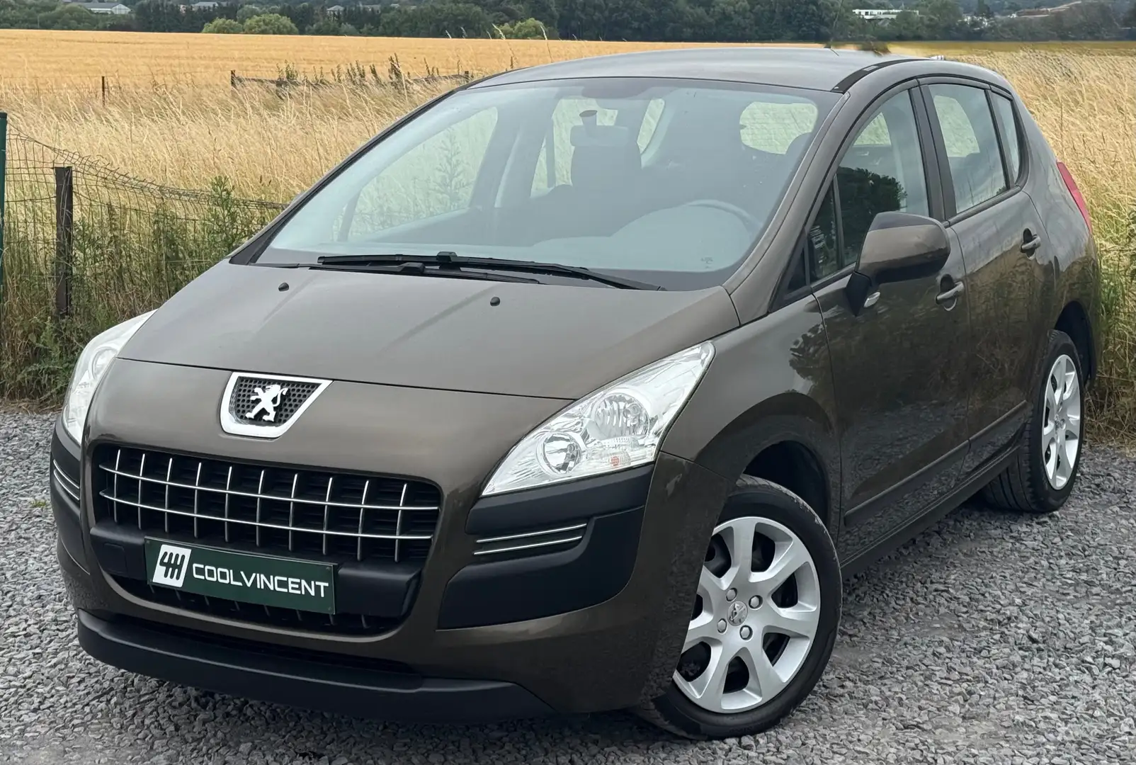 Peugeot 3008 1.6i - Airco - Bruin - 1