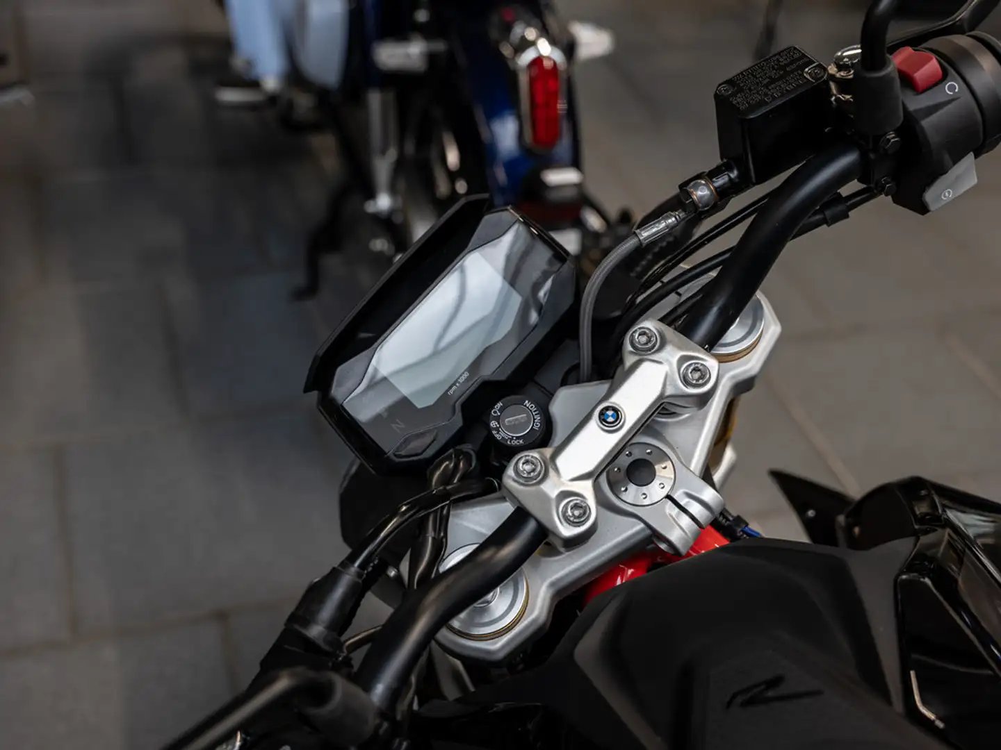 BMW G 310 R LED SCHEINWERFER Gri - 2