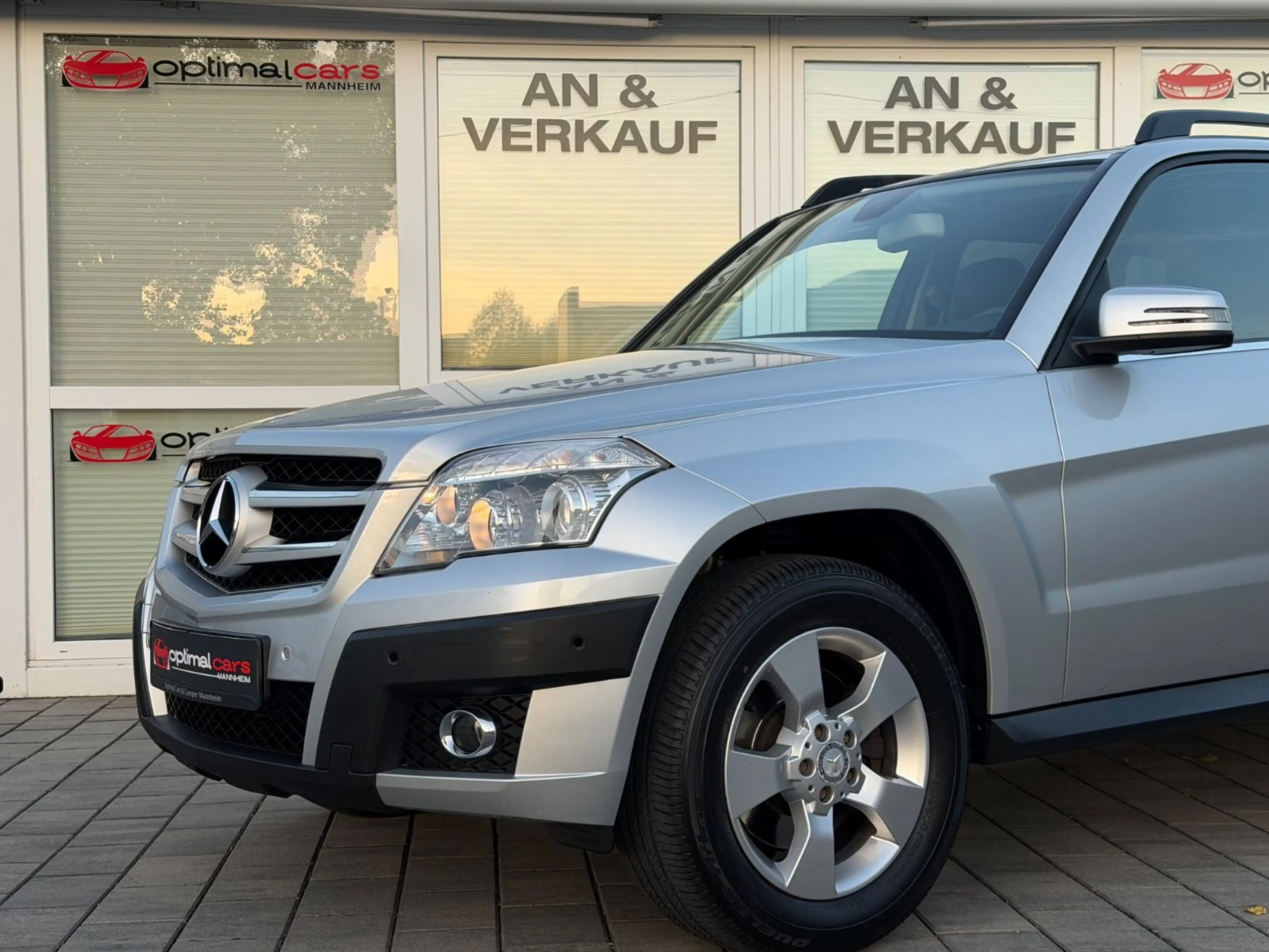 Mercedes-Benz GLK 350 /4MATIC/OFF-ROAD/66.500KM/PDC/SHZ/2.HAND — photo 2