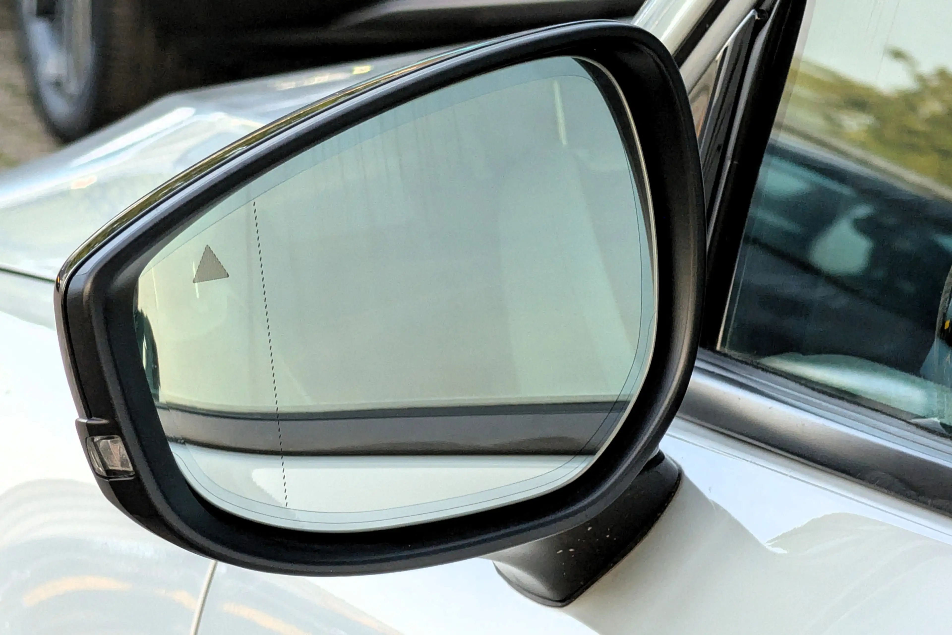 Mazda MX-30 e-SkyActiv 145 First Edition 36kWh SOH 92% — photo 18