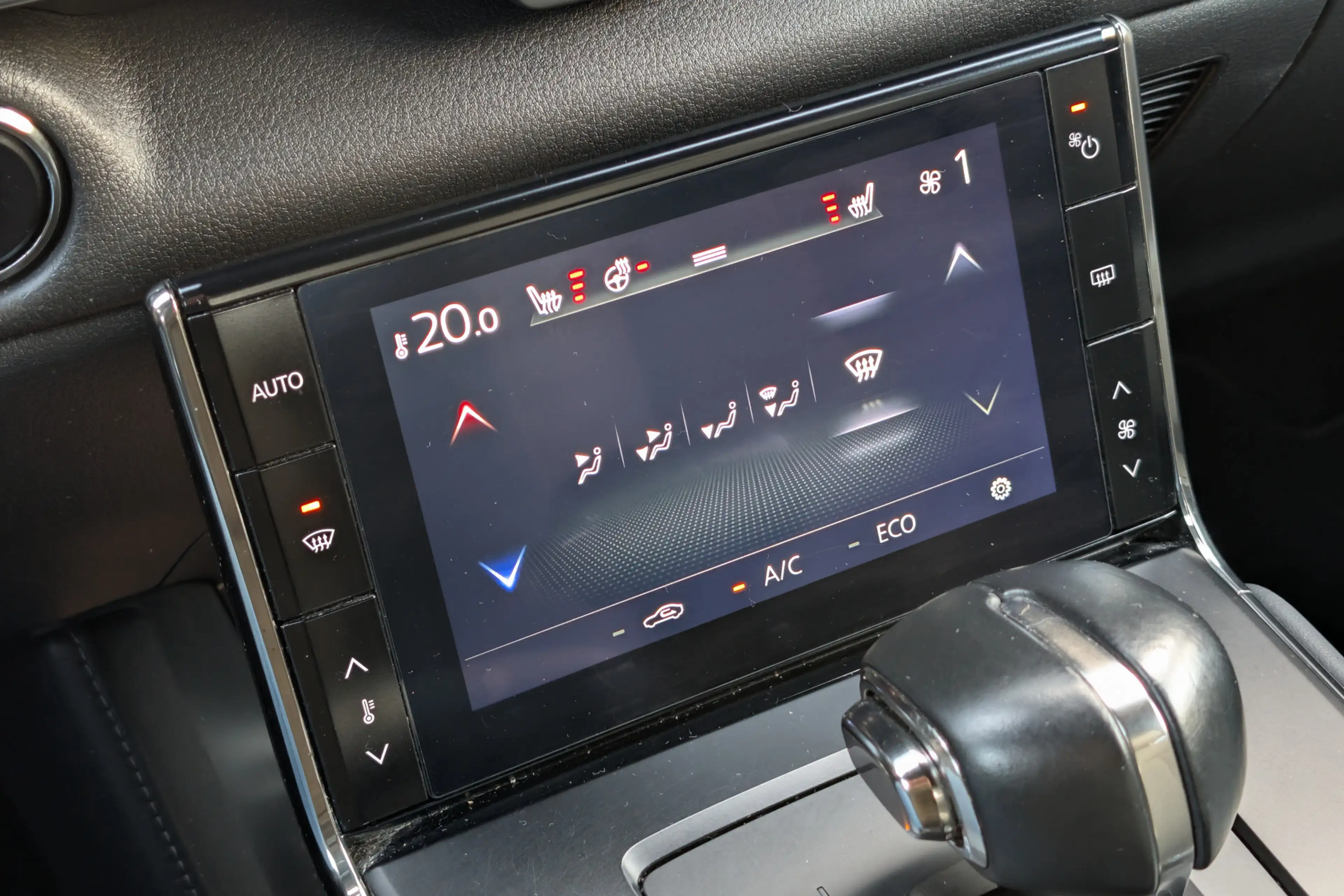 Mazda MX-30 e-SkyActiv 145 First Edition 36kWh SOH 92% — photo 41