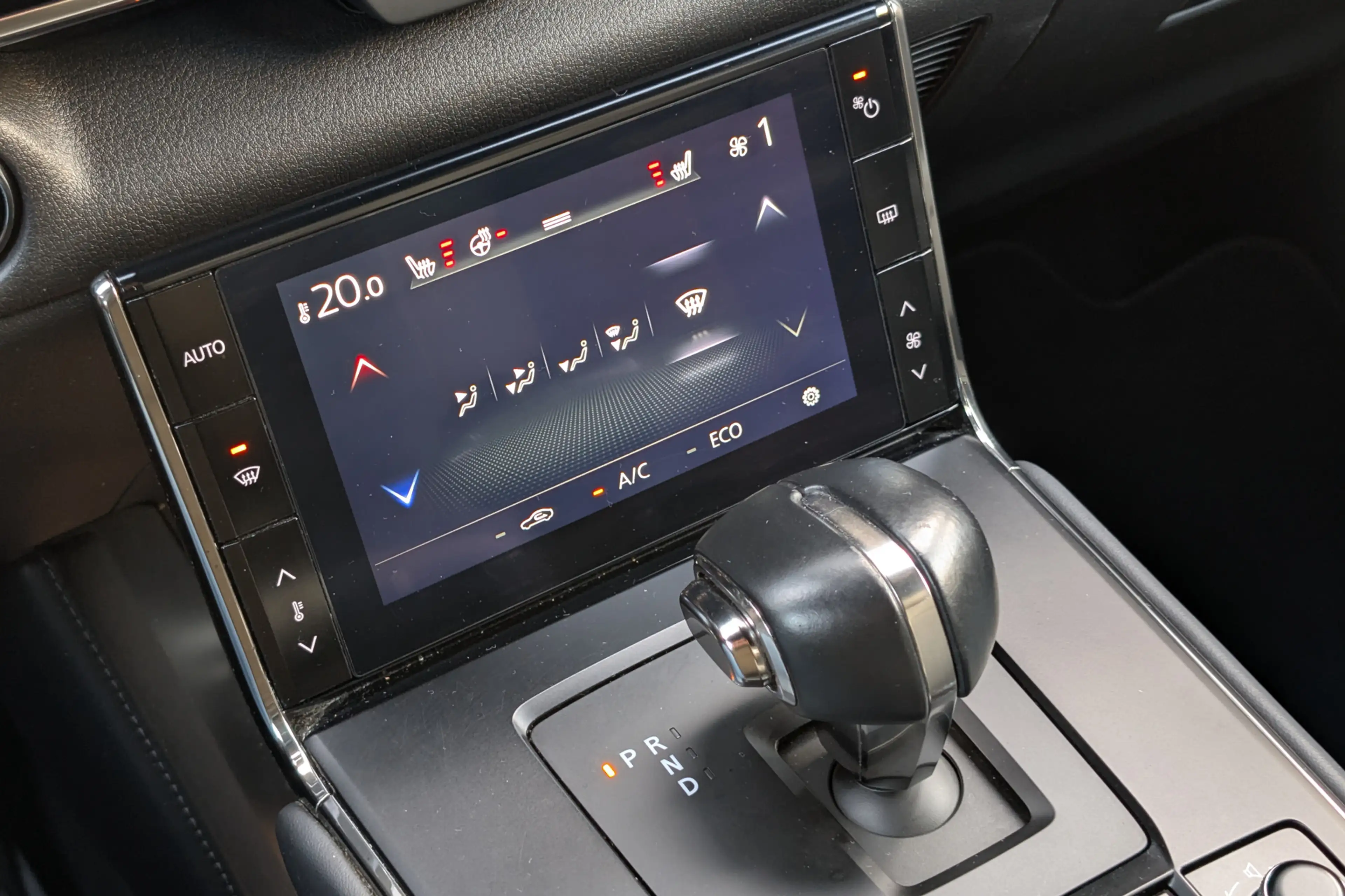 Mazda MX-30 e-SkyActiv 145 First Edition 36kWh SOH 92% — photo 20