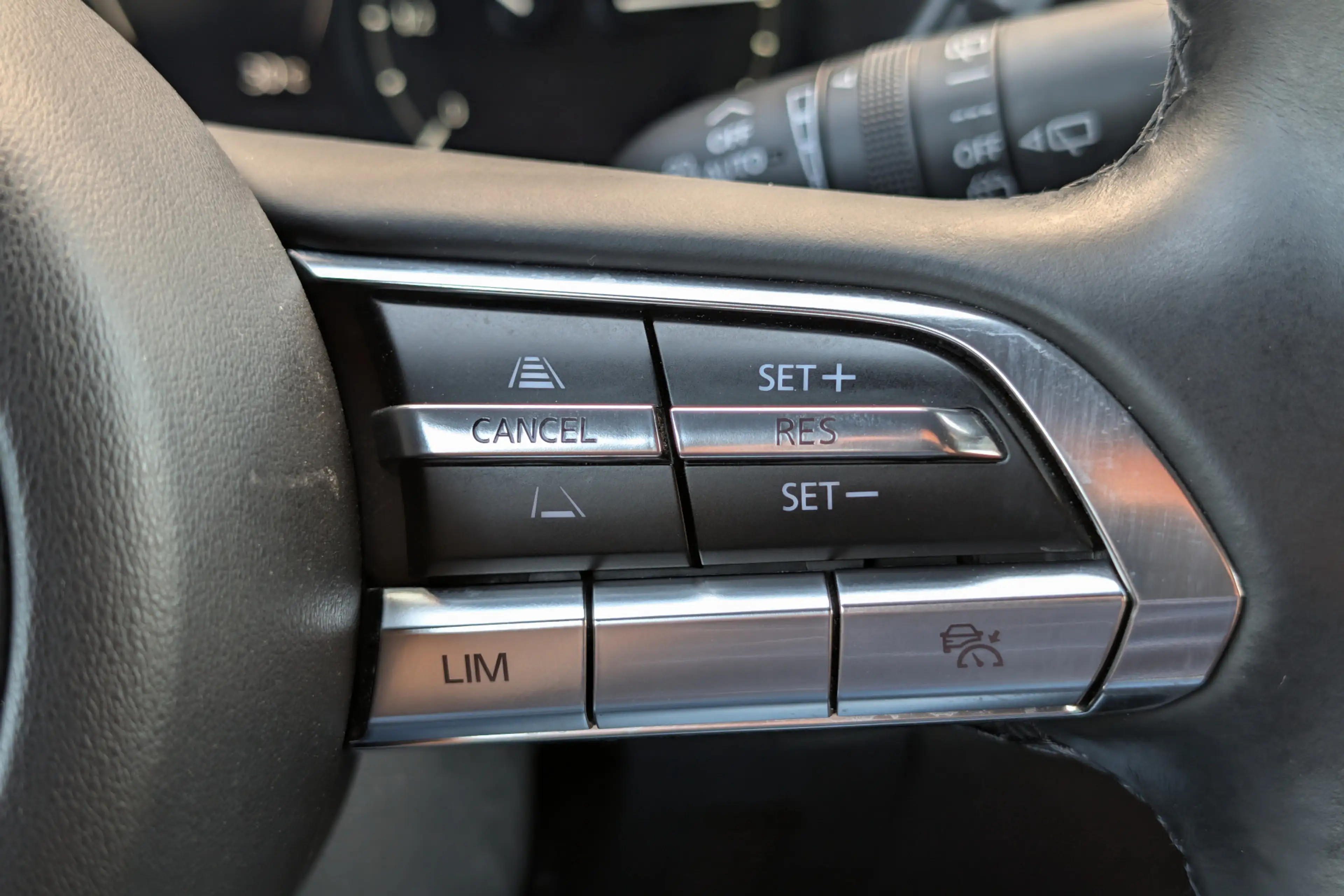 Mazda MX-30 e-SkyActiv 145 First Edition 36kWh SOH 92% — photo 23