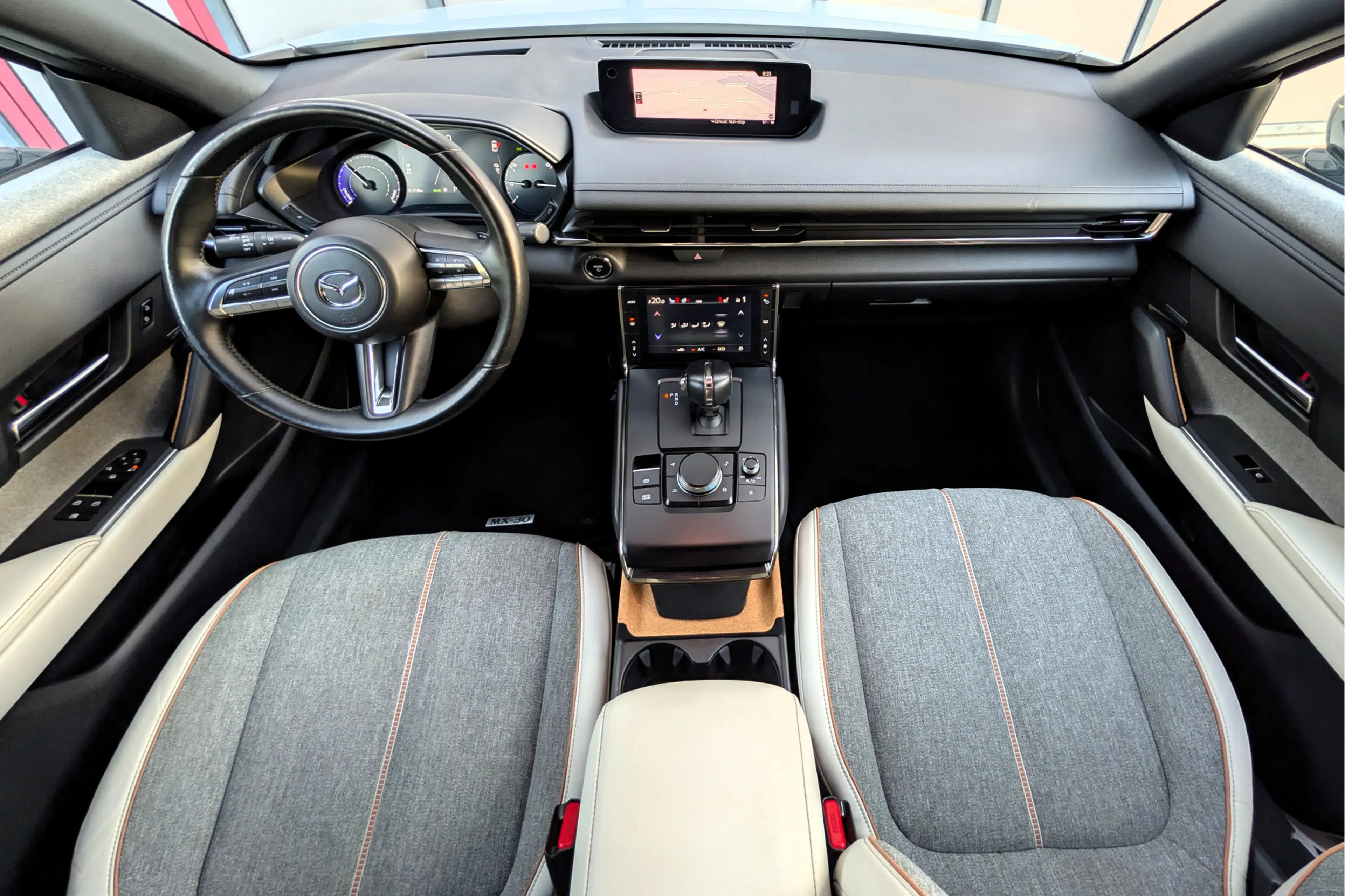 Mazda MX-30 e-SkyActiv 145 First Edition 36kWh SOH 92% — photo 8