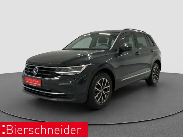 Volkswagen Tiguan 2.0 TDI Life AHK ACC NAVI SHZ