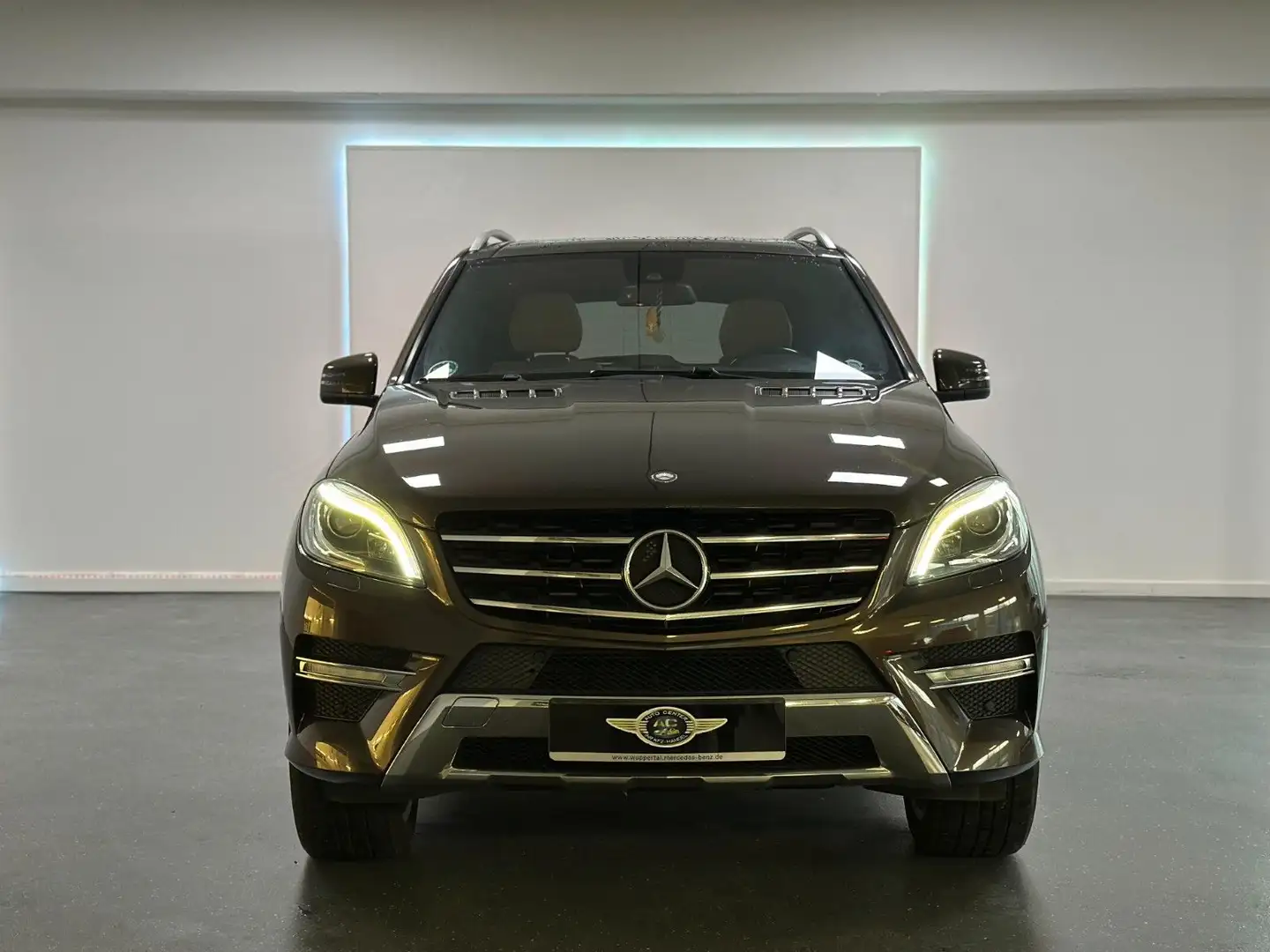 Mercedes-Benz ML 350 CDI/4MATIC/AIRMATIC/KAMERA/NAVI/SHZ/TEMP Brązowy - 2