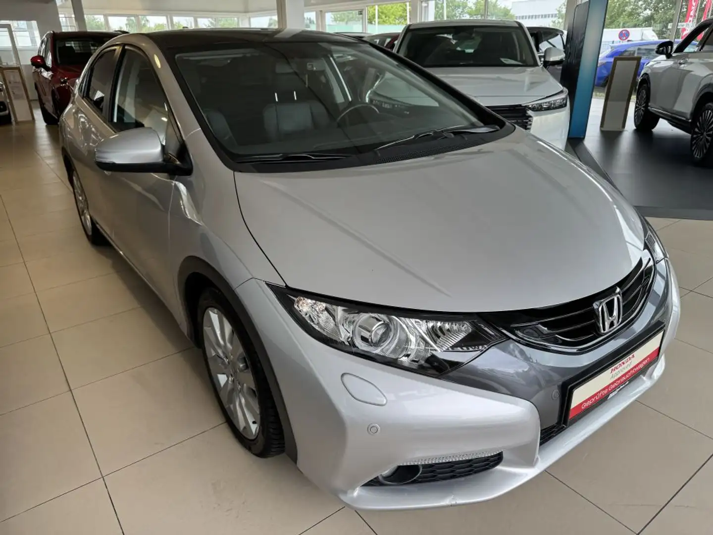 Honda Civic 1.8 i-VTEC Automatik Executive Grau - 1
